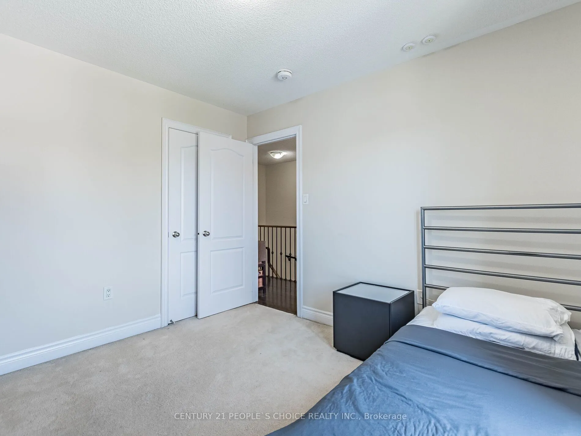 4 Dunley Crescent