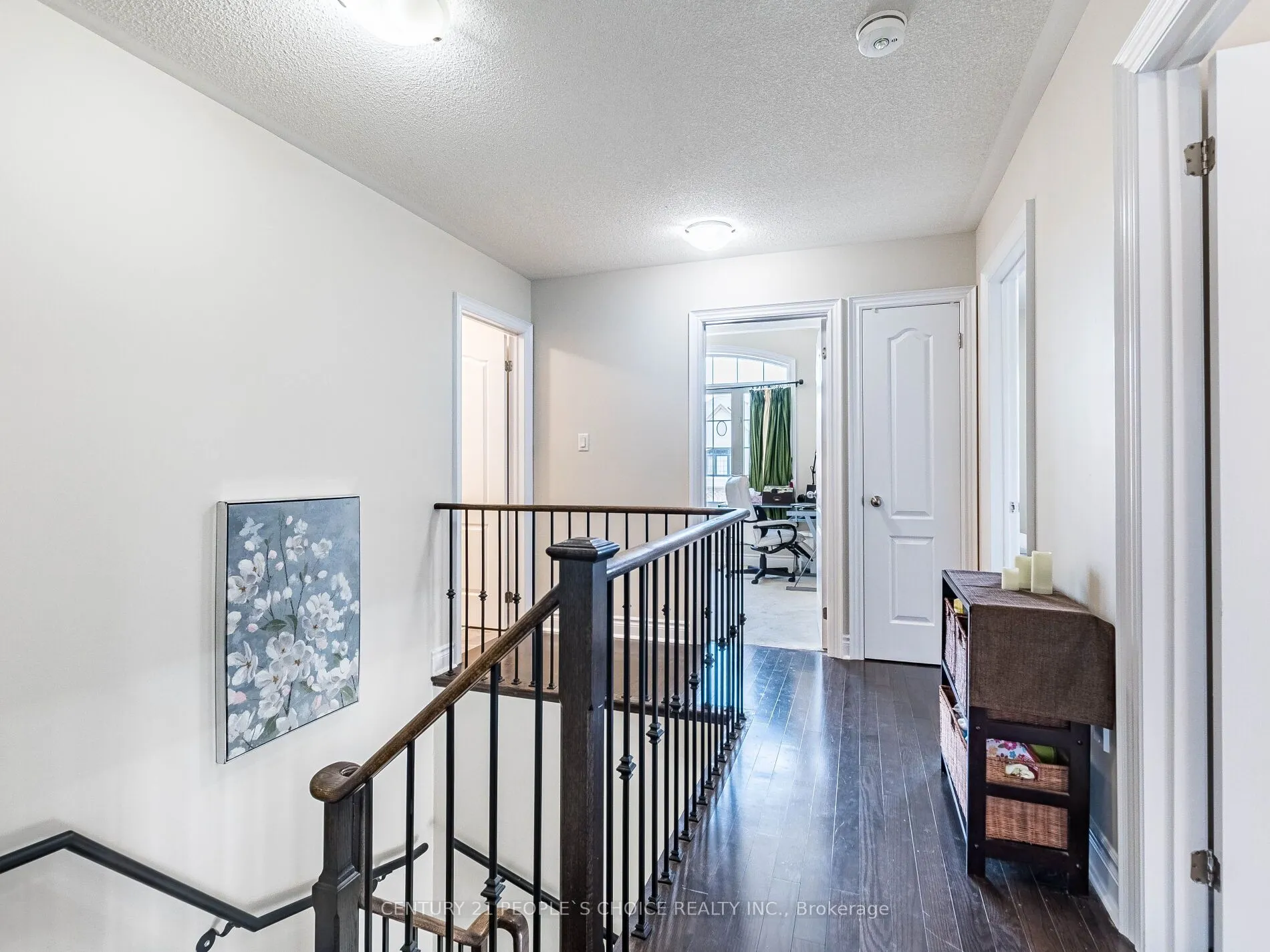 4 Dunley Crescent