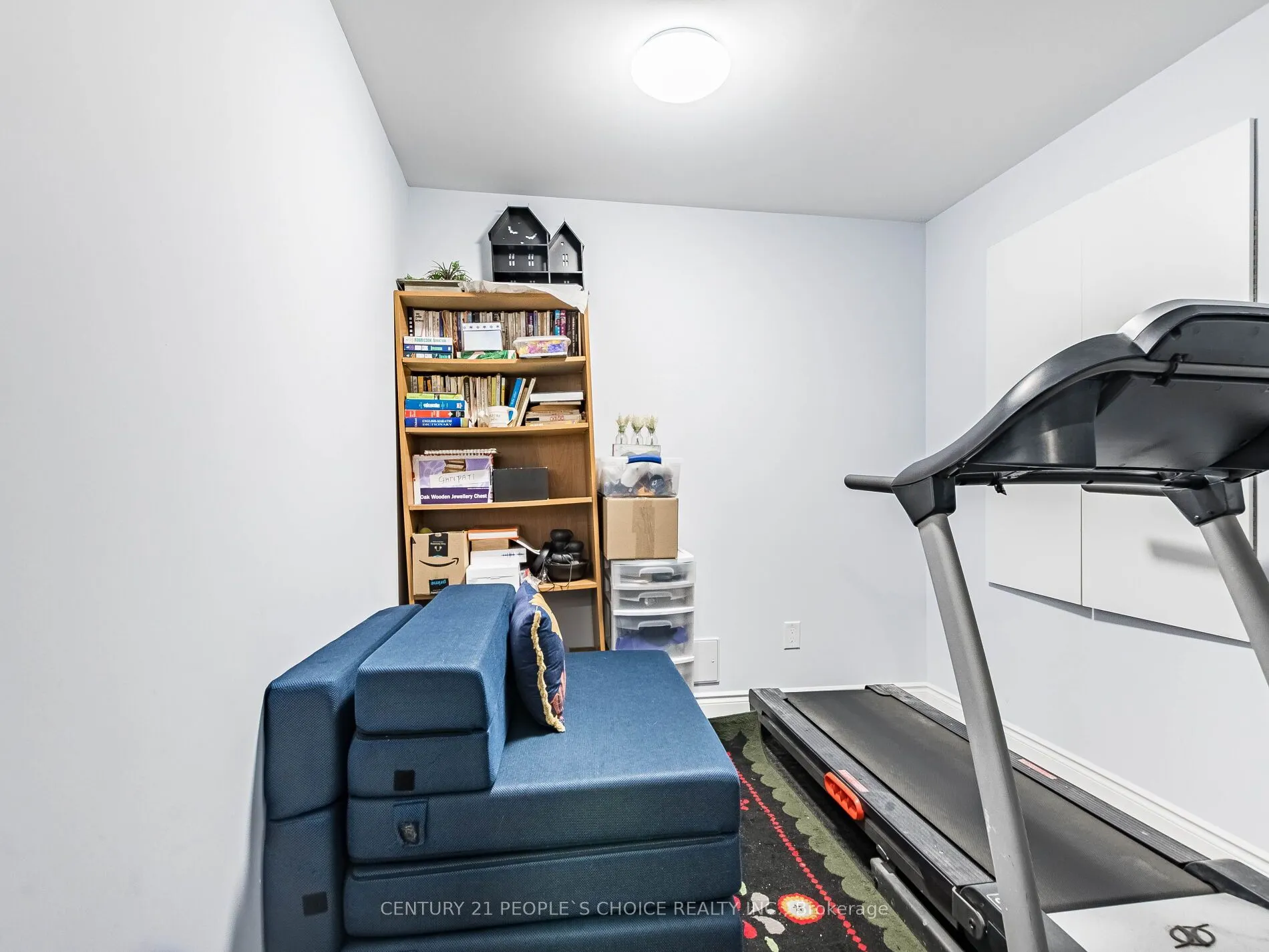 4 Dunley Crescent