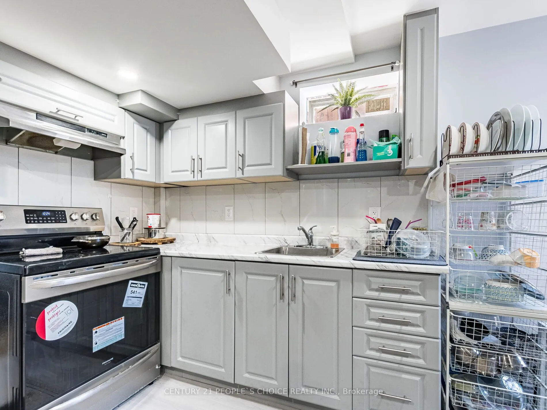 4 Dunley Crescent