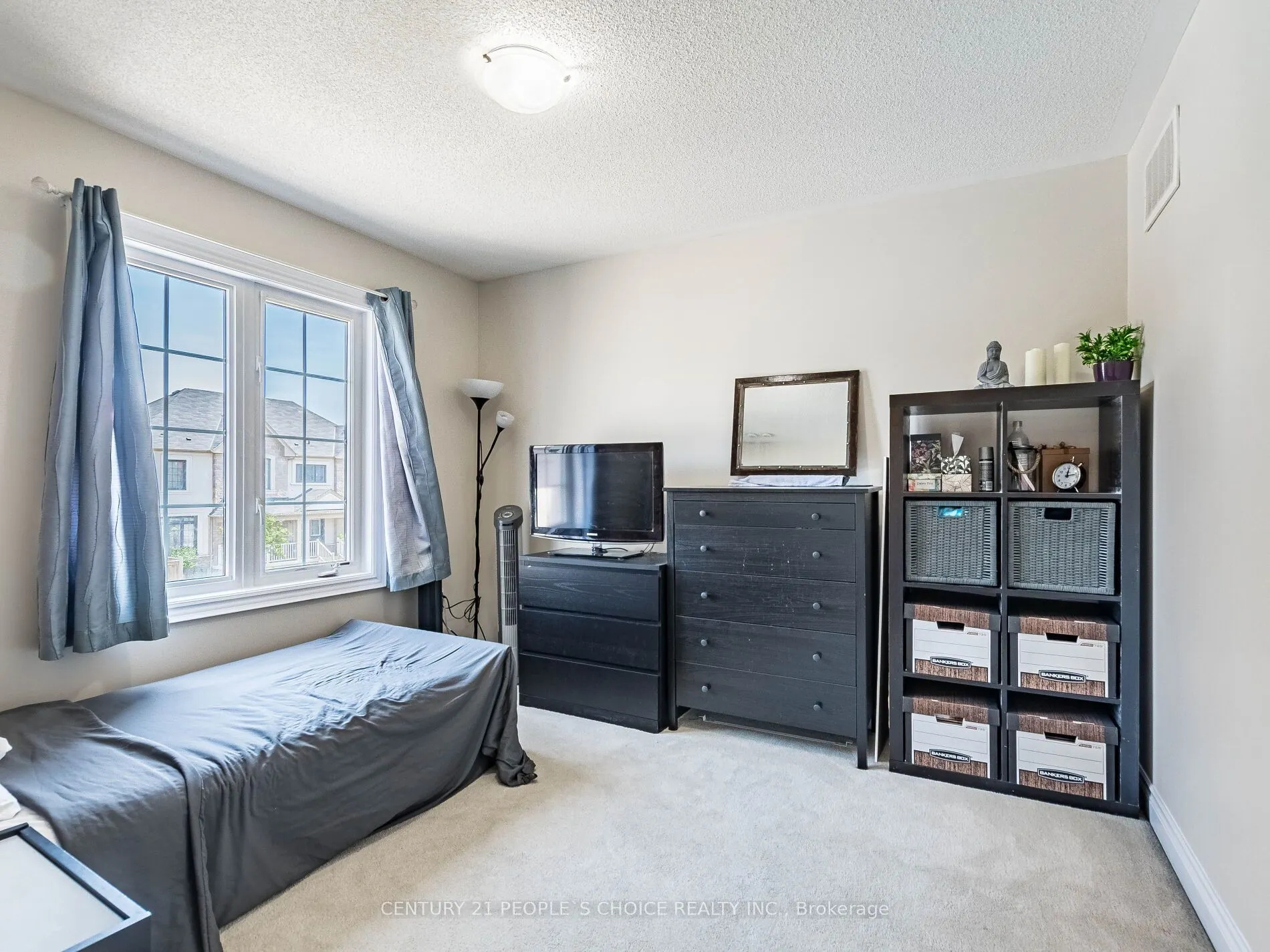 4 Dunley Crescent