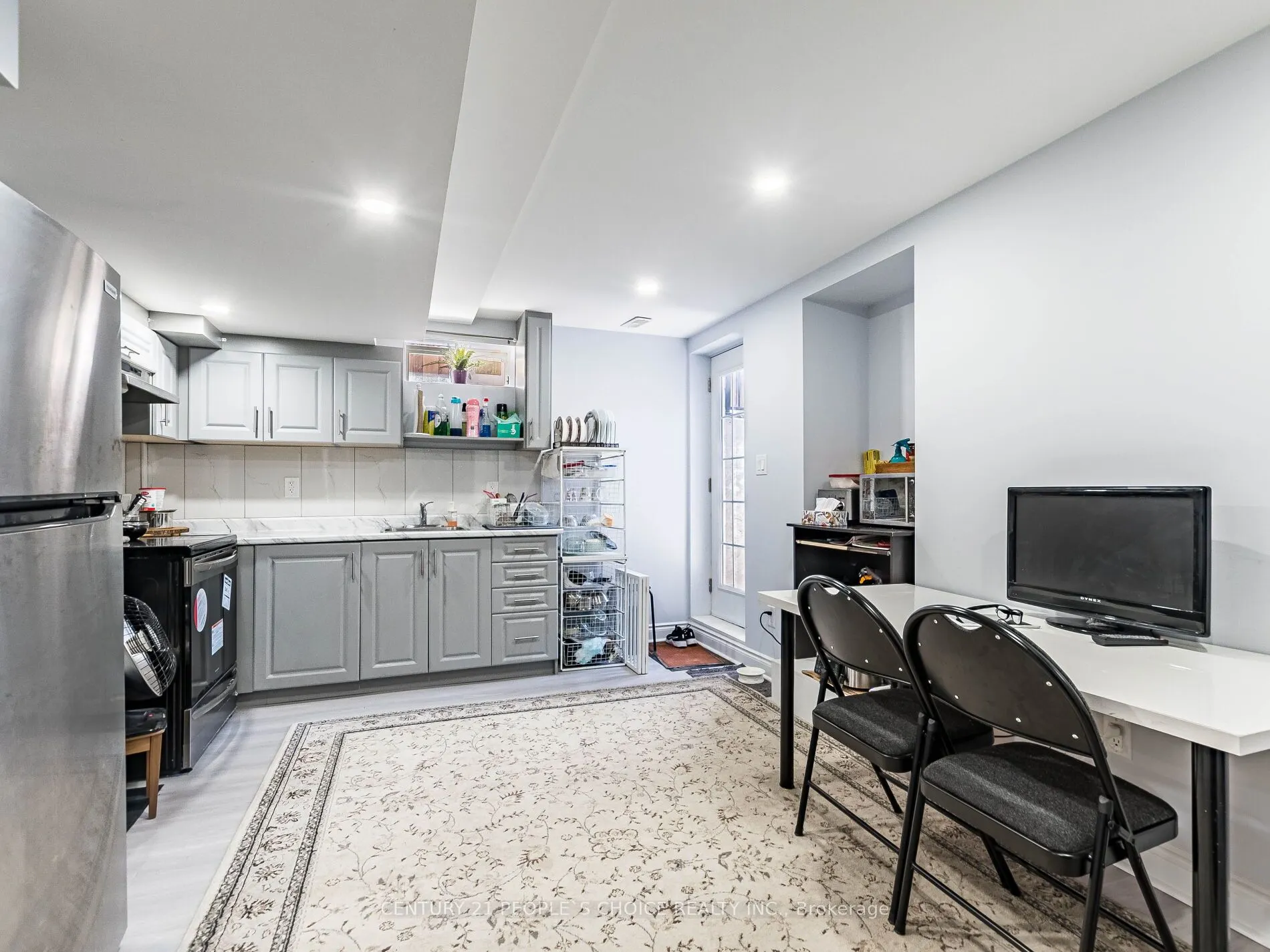 4 Dunley Crescent