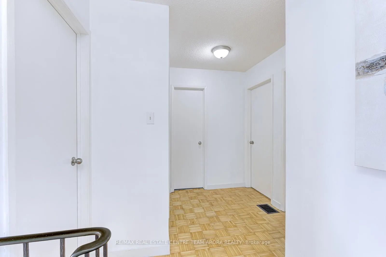 90 Dawson Crescent, #90