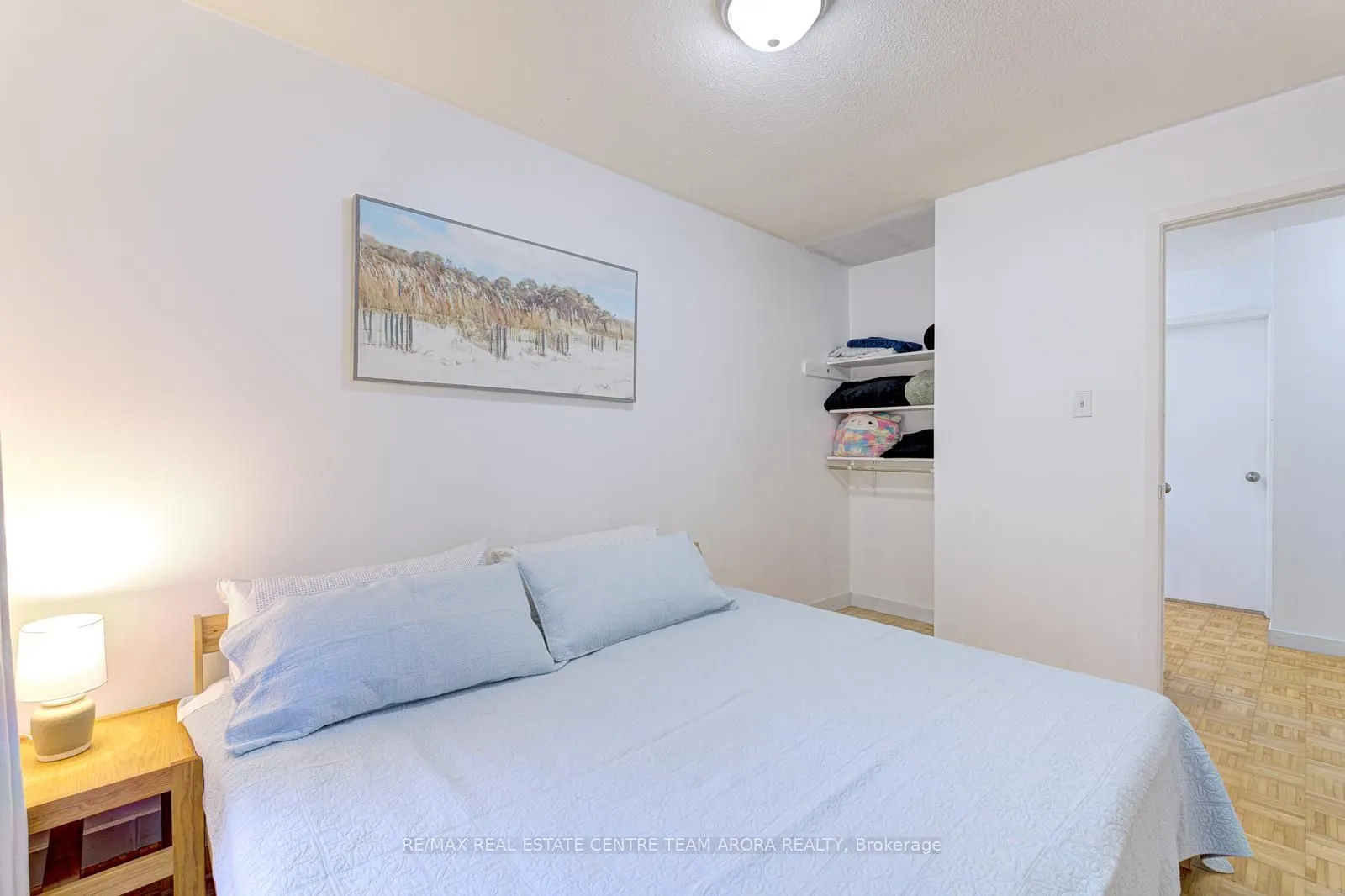 90 Dawson Crescent, #90