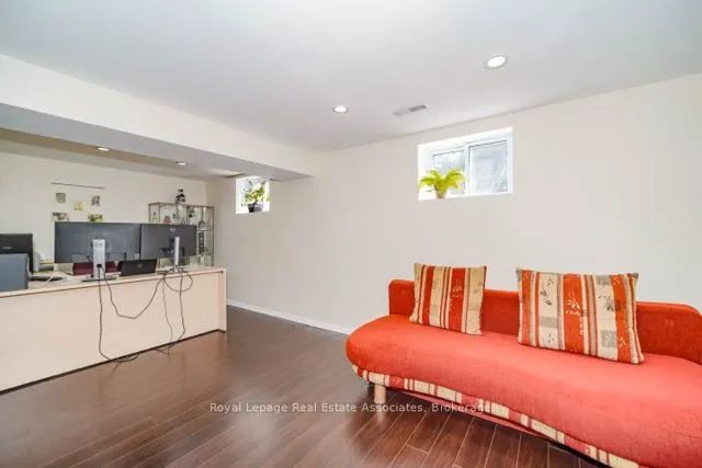 3623 Holden Crescent