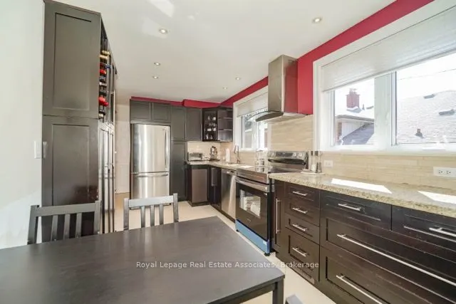 3623 Holden Crescent