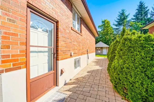 3623 Holden Crescent