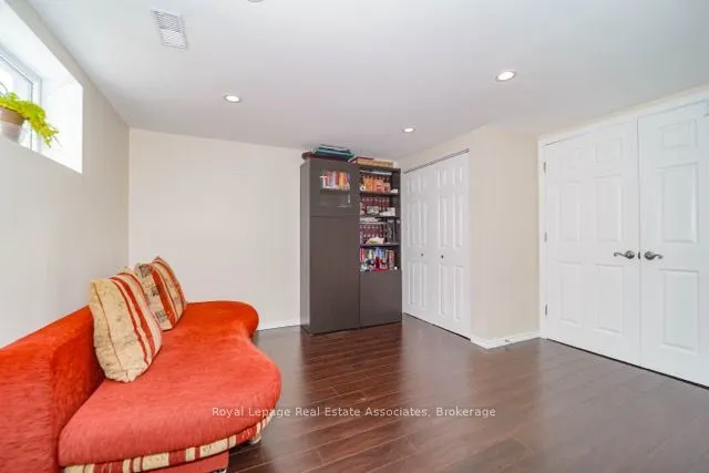 3623 Holden Crescent