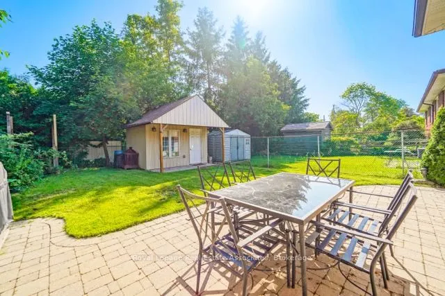 3623 Holden Crescent