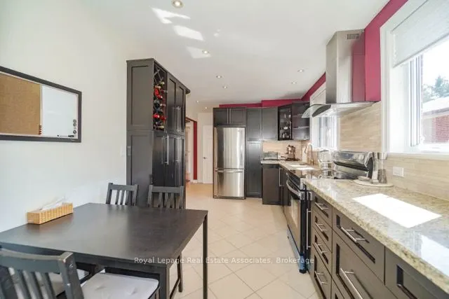 3623 Holden Crescent