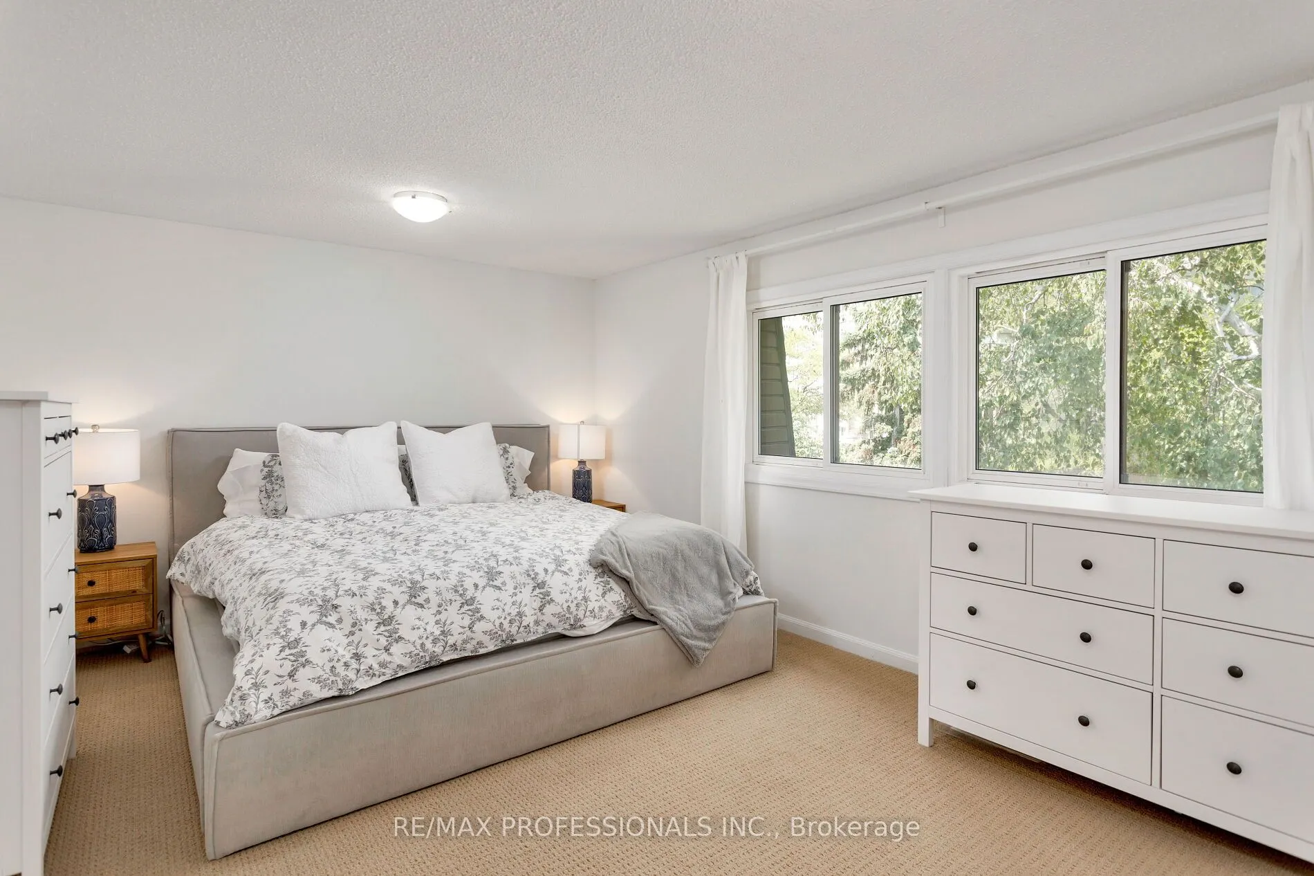 1080 Walden Circle, #82