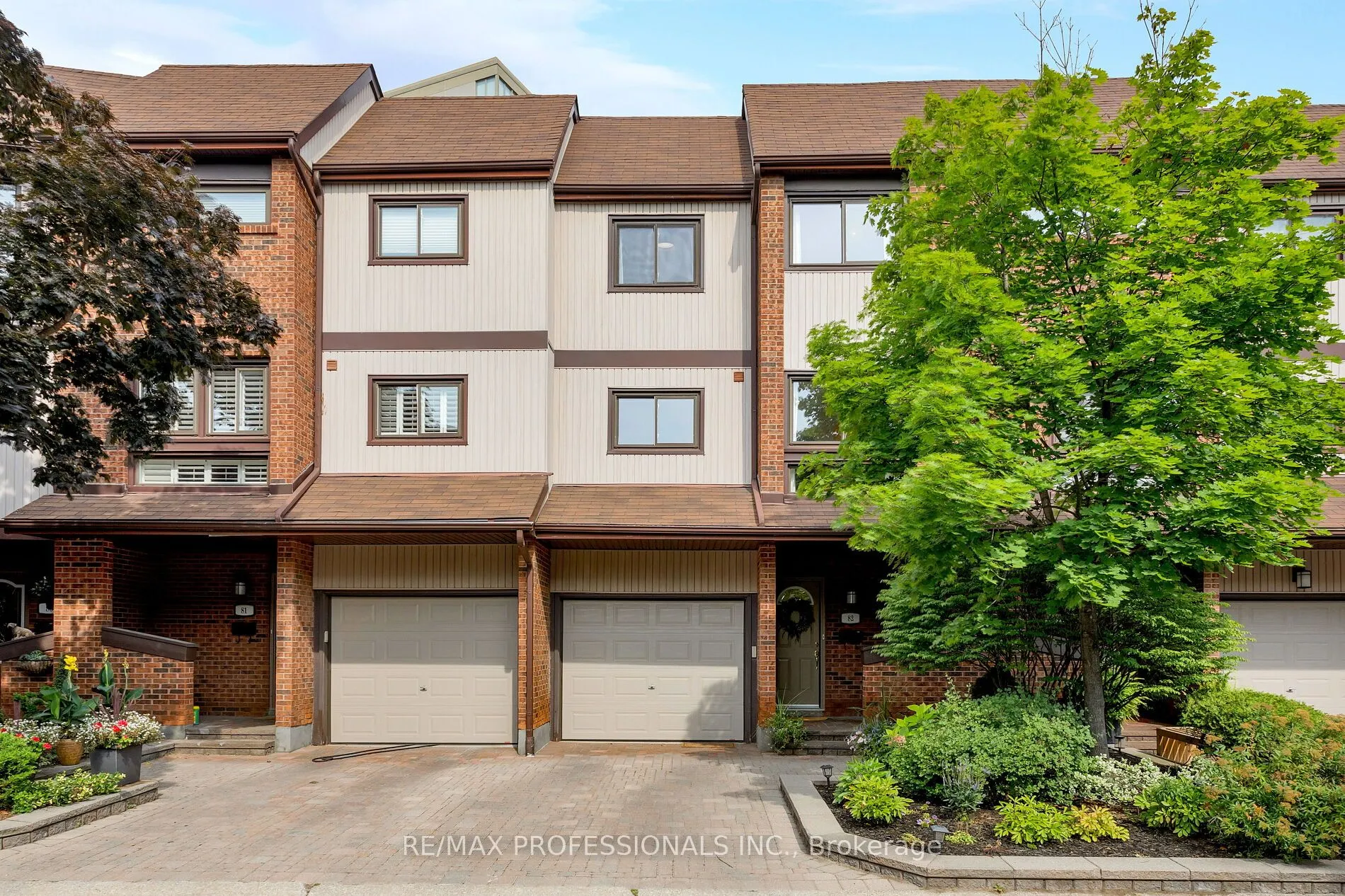 1080 Walden Circle, #82