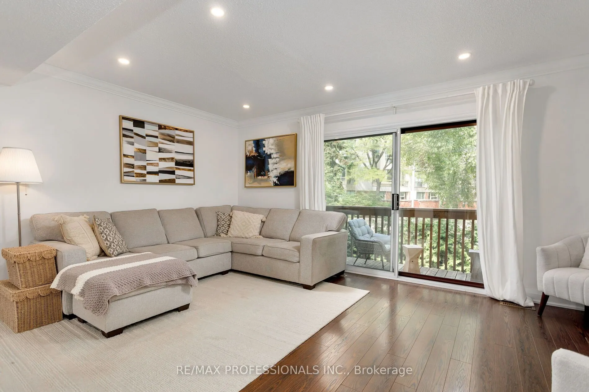 1080 Walden Circle, #82