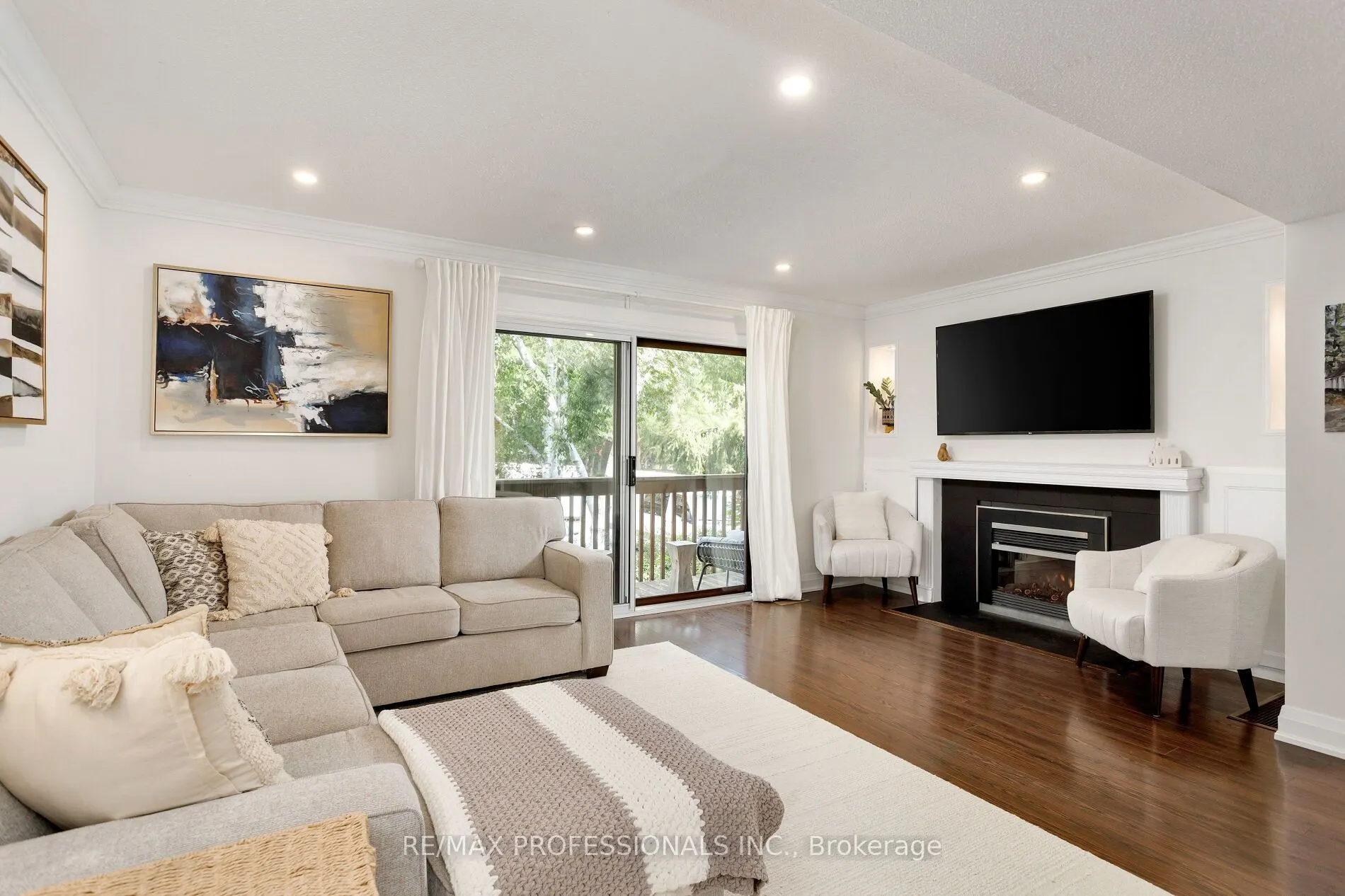 1080 Walden Circle, #82