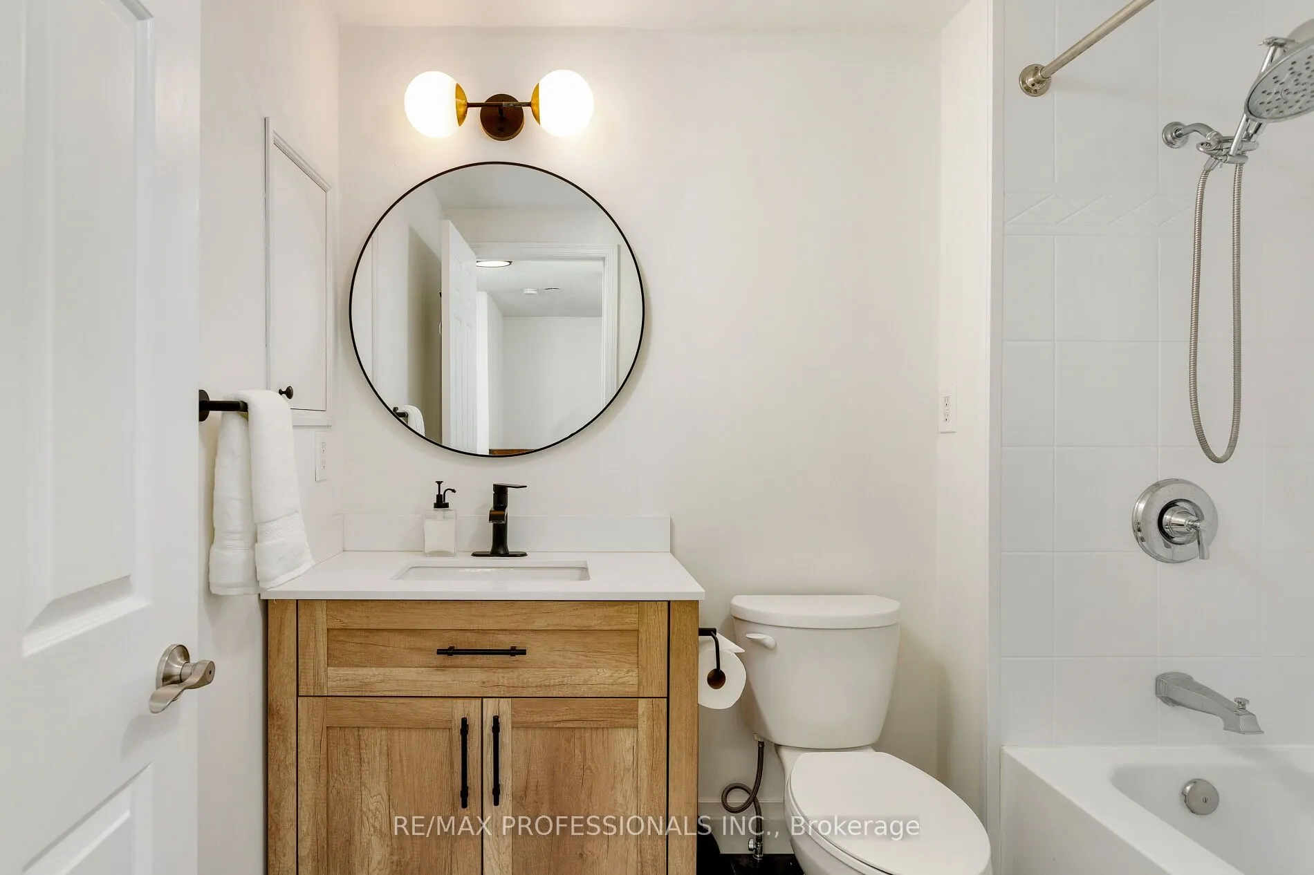 1080 Walden Circle, #82