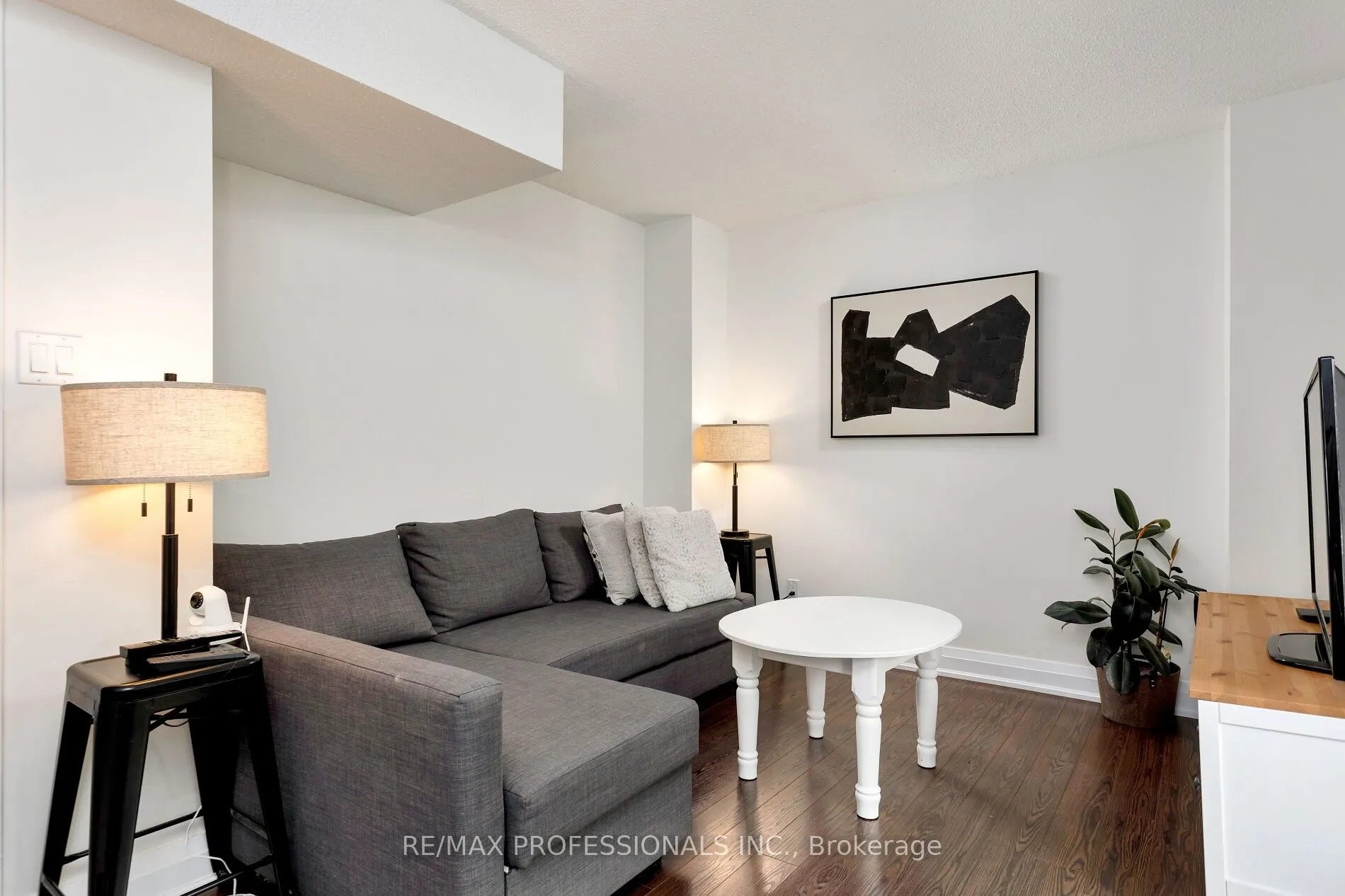 1080 Walden Circle, #82