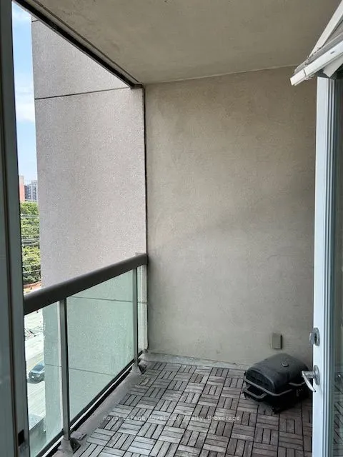 3504 Hurontario Street, #709
