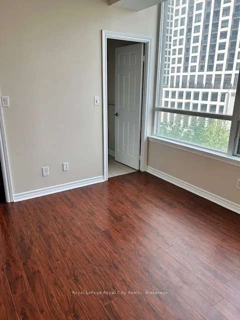 3504 Hurontario Street, #709