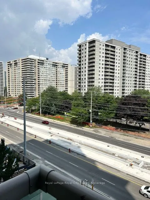 3504 Hurontario Street, #709
