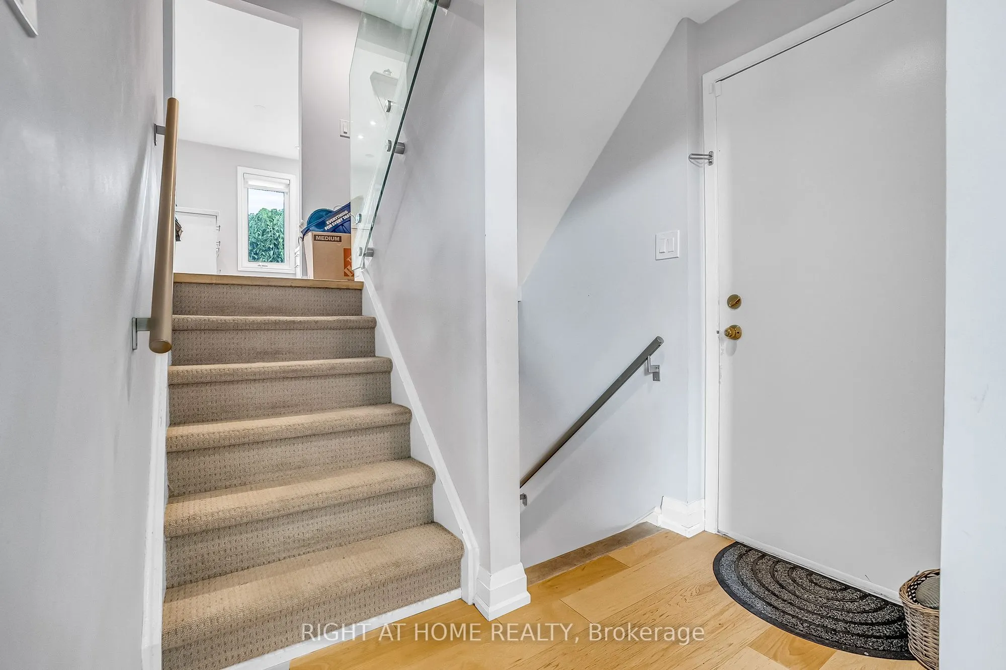 6824 Avila Road