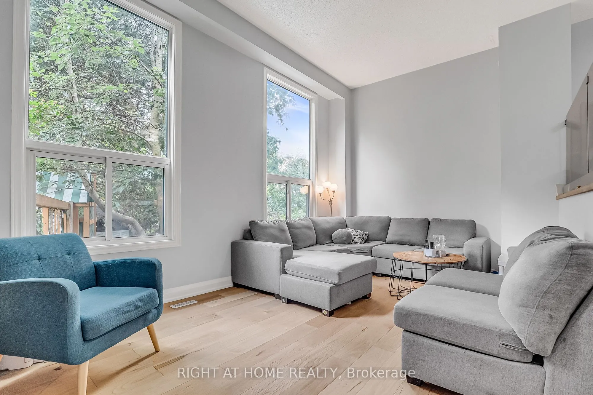 6824 Avila Road