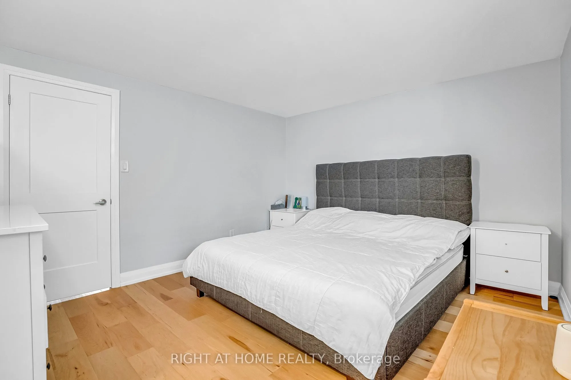 6824 Avila Road