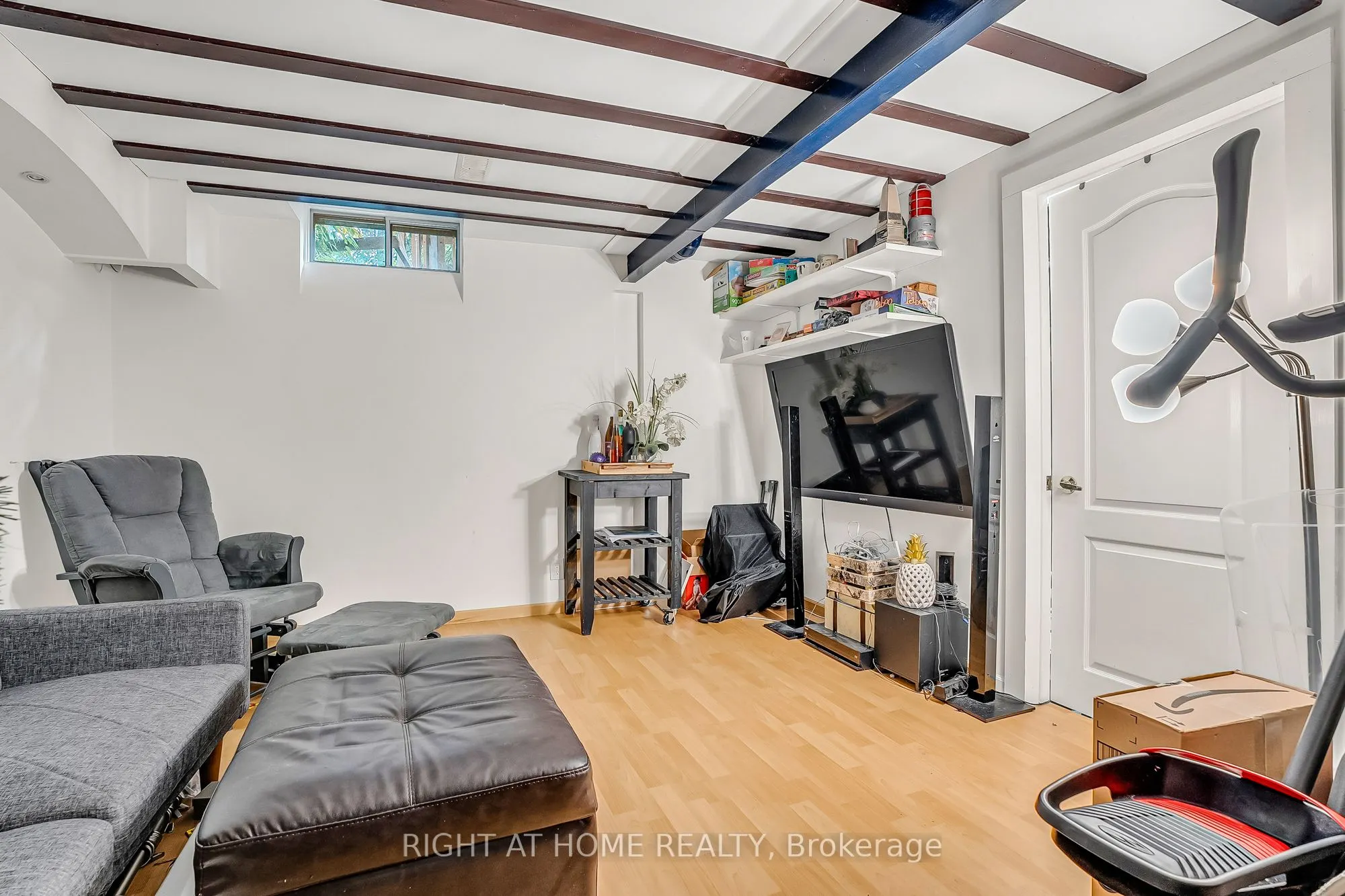 6824 Avila Road