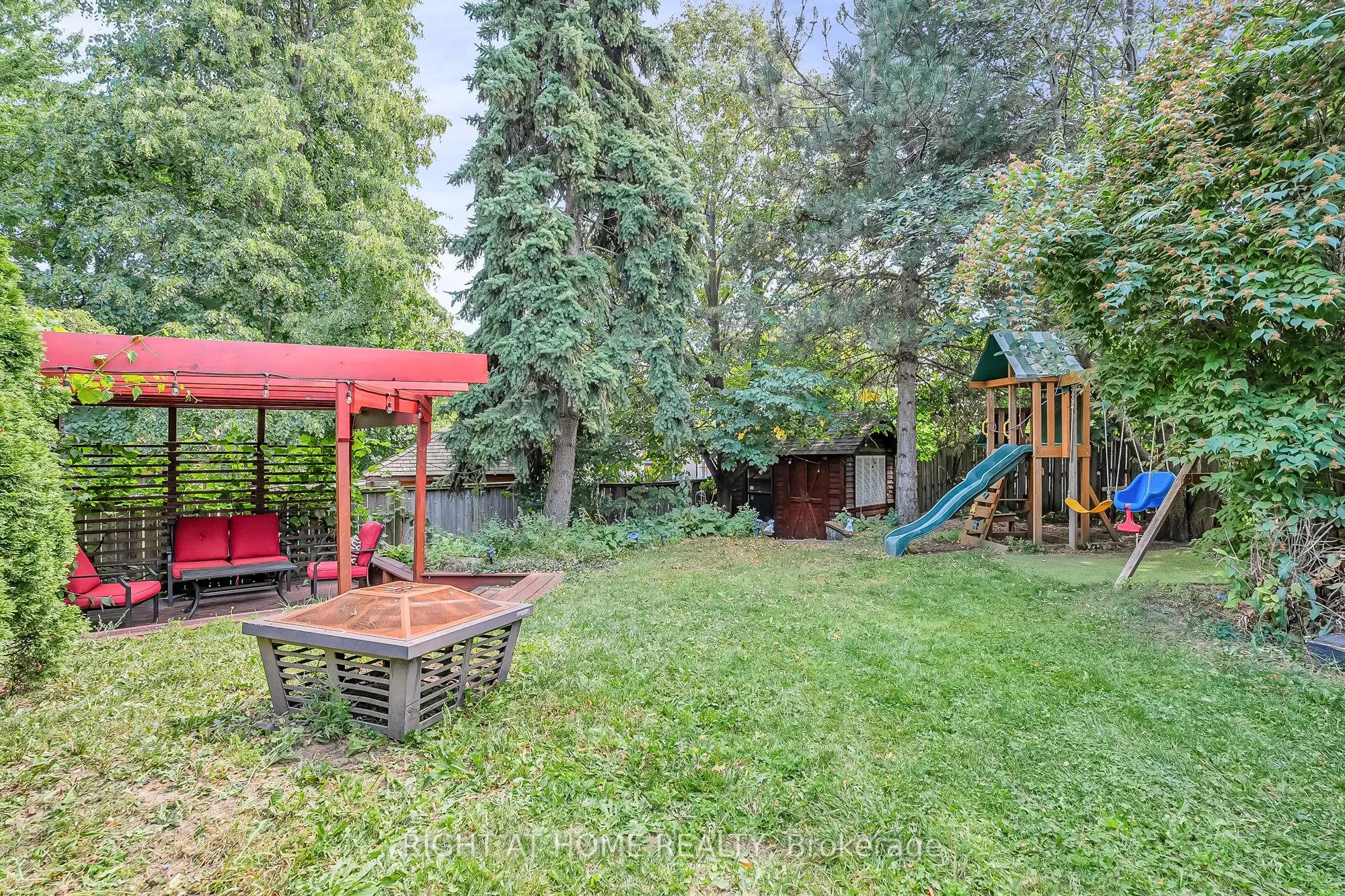 6824 Avila Road
