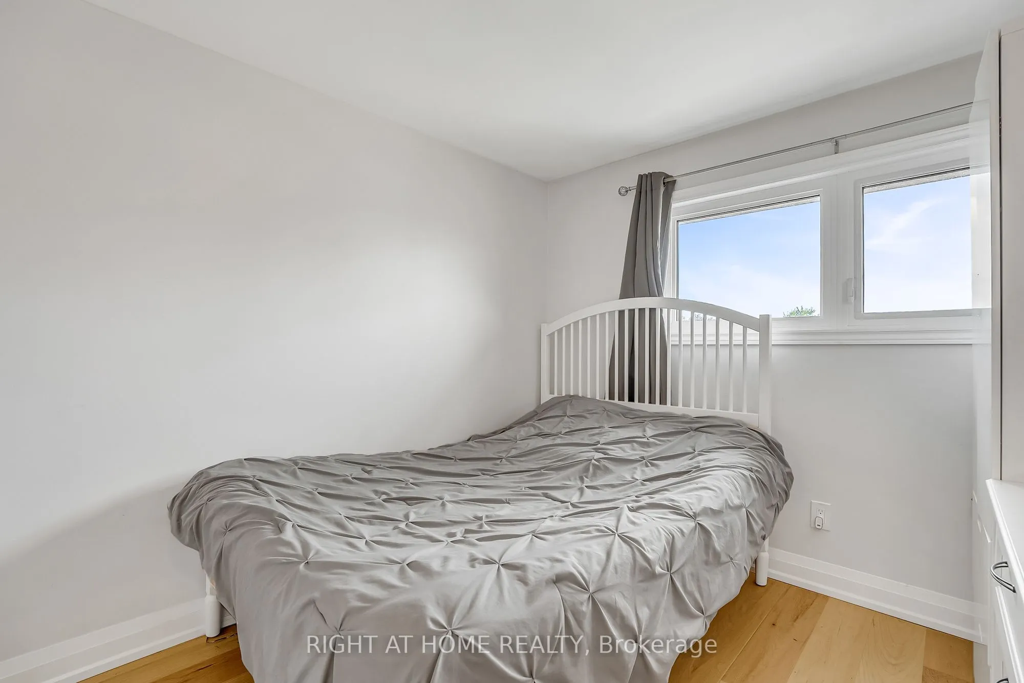 6824 Avila Road