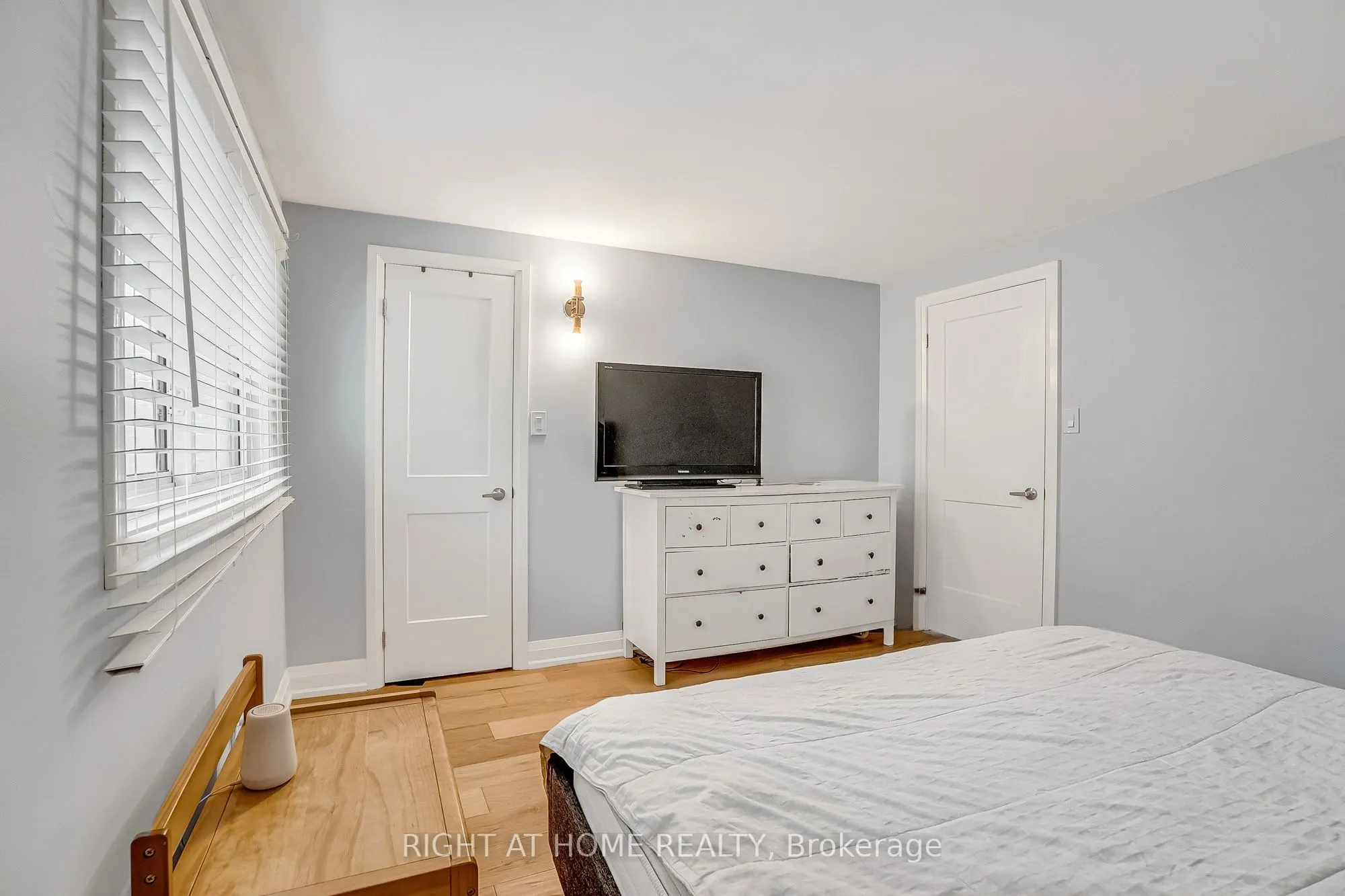 6824 Avila Road