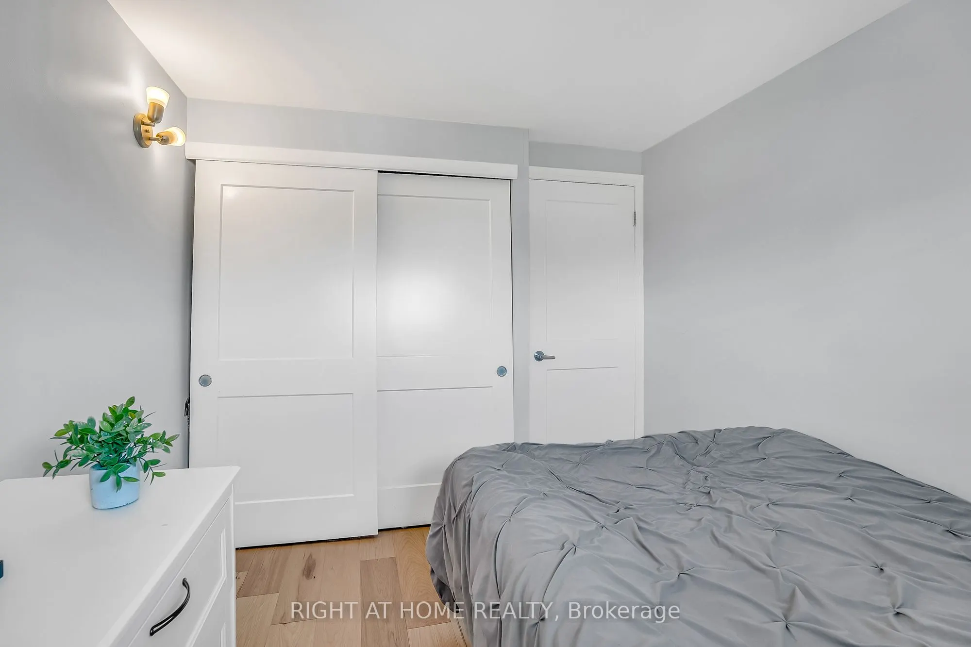 6824 Avila Road
