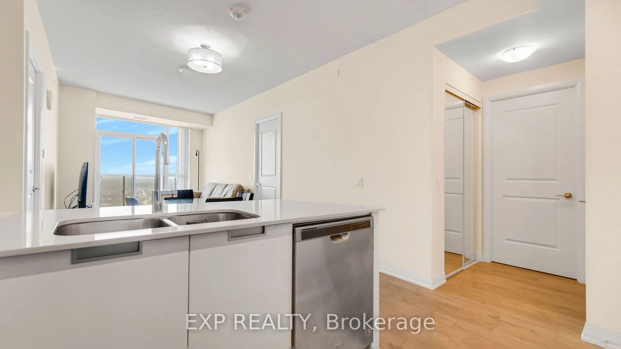 35 Watergarden Drive, #2815