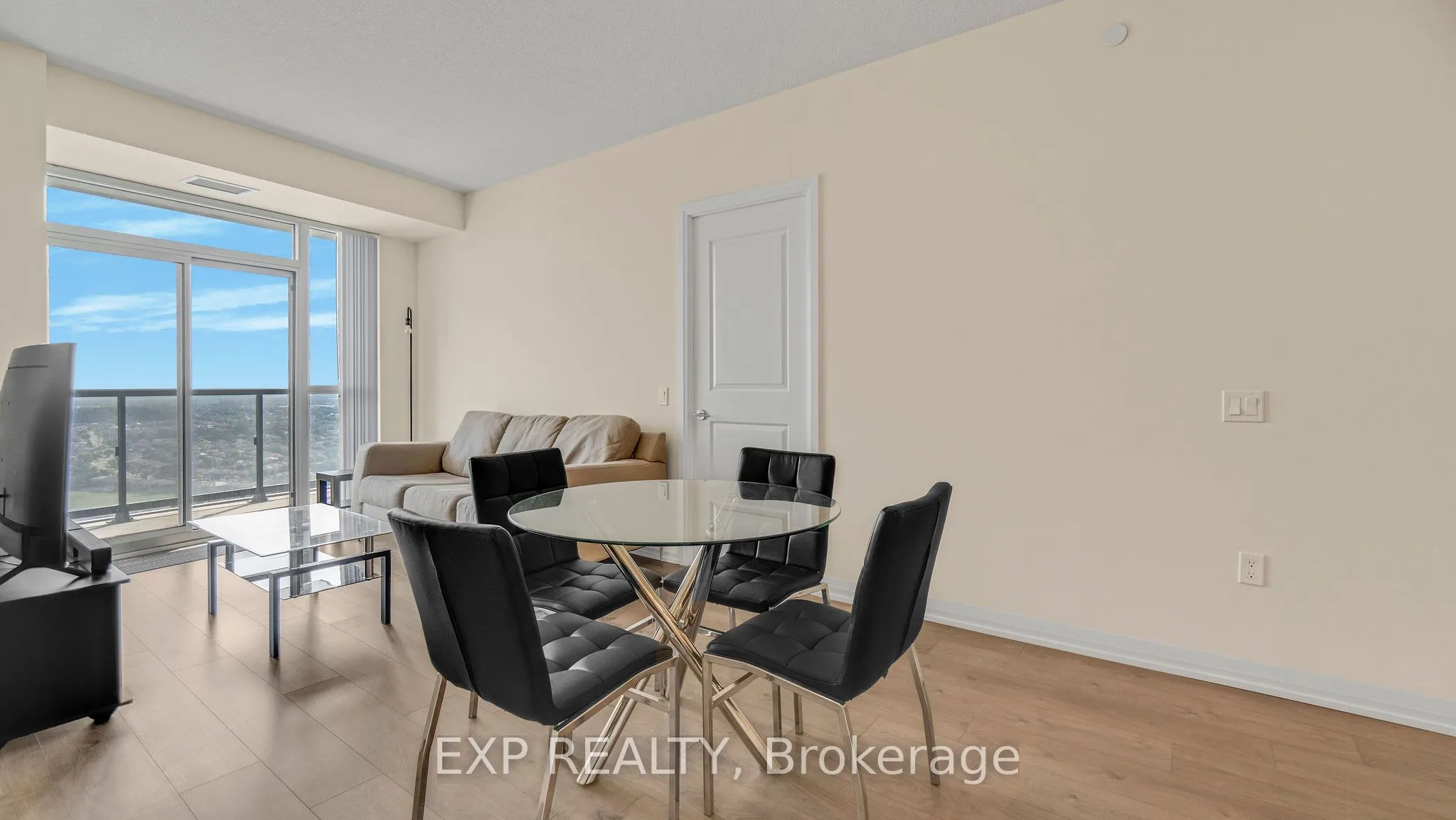 35 Watergarden Drive, #2815