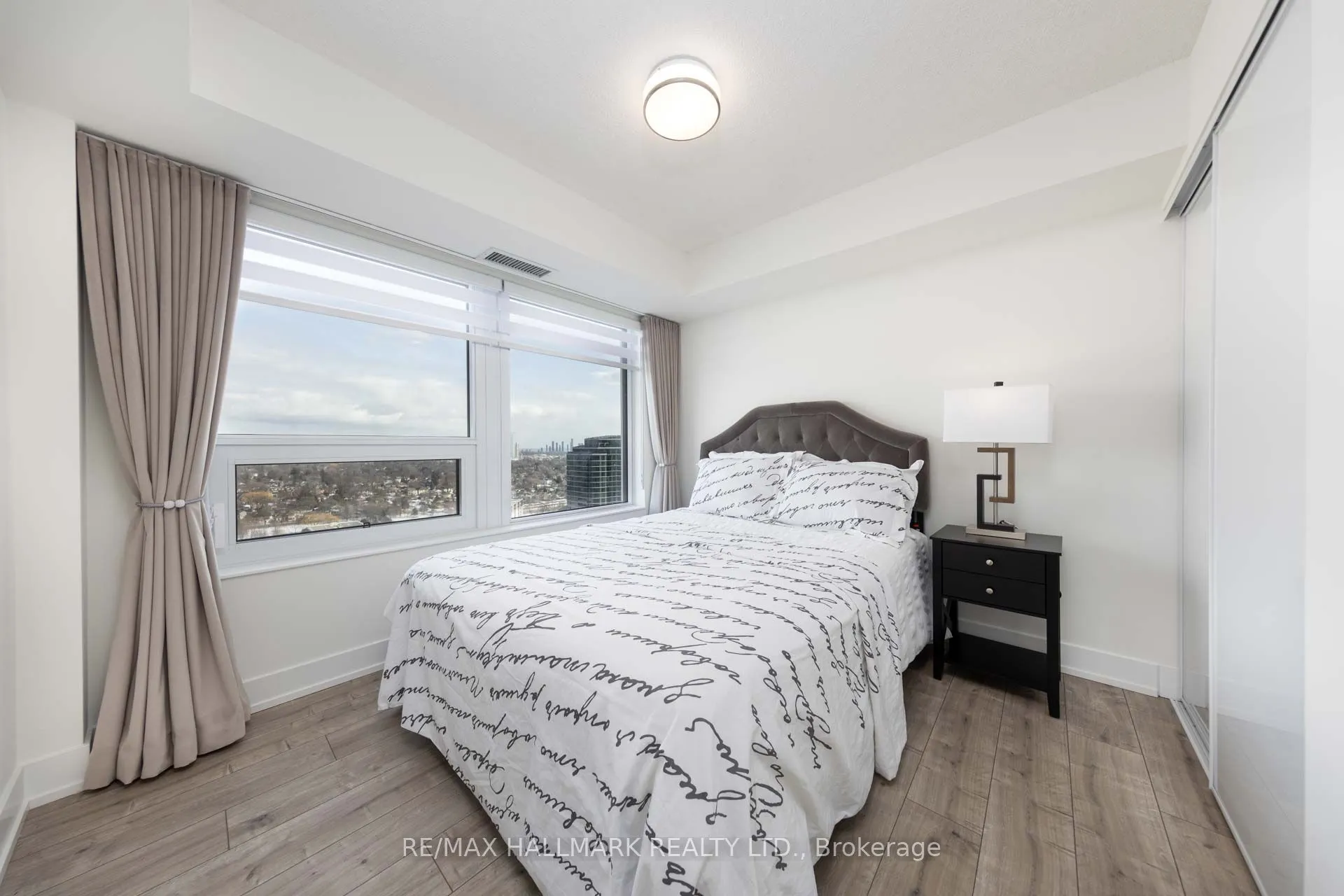 10 Eva Road, #2206
