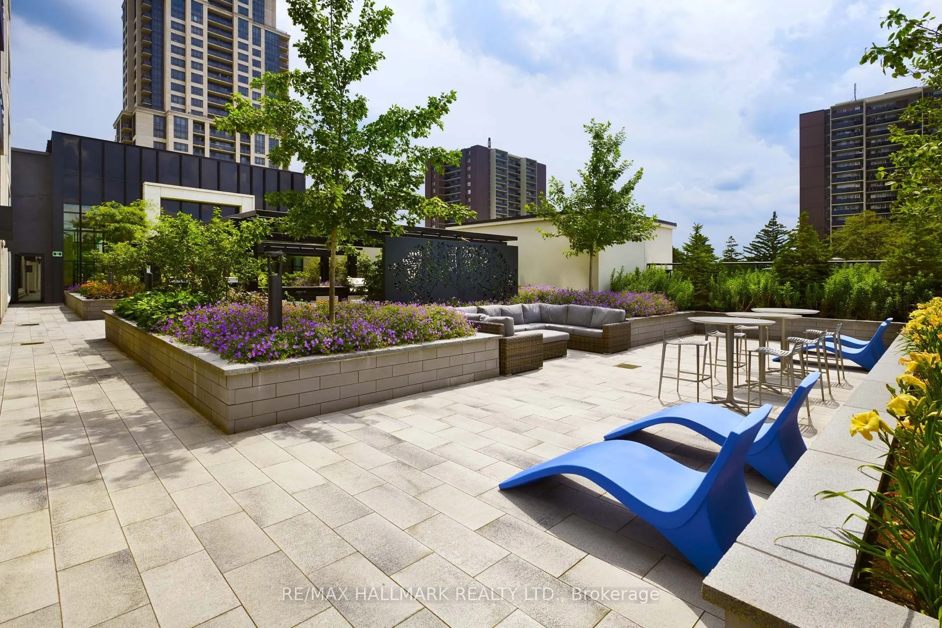 10 Eva Road, #2206