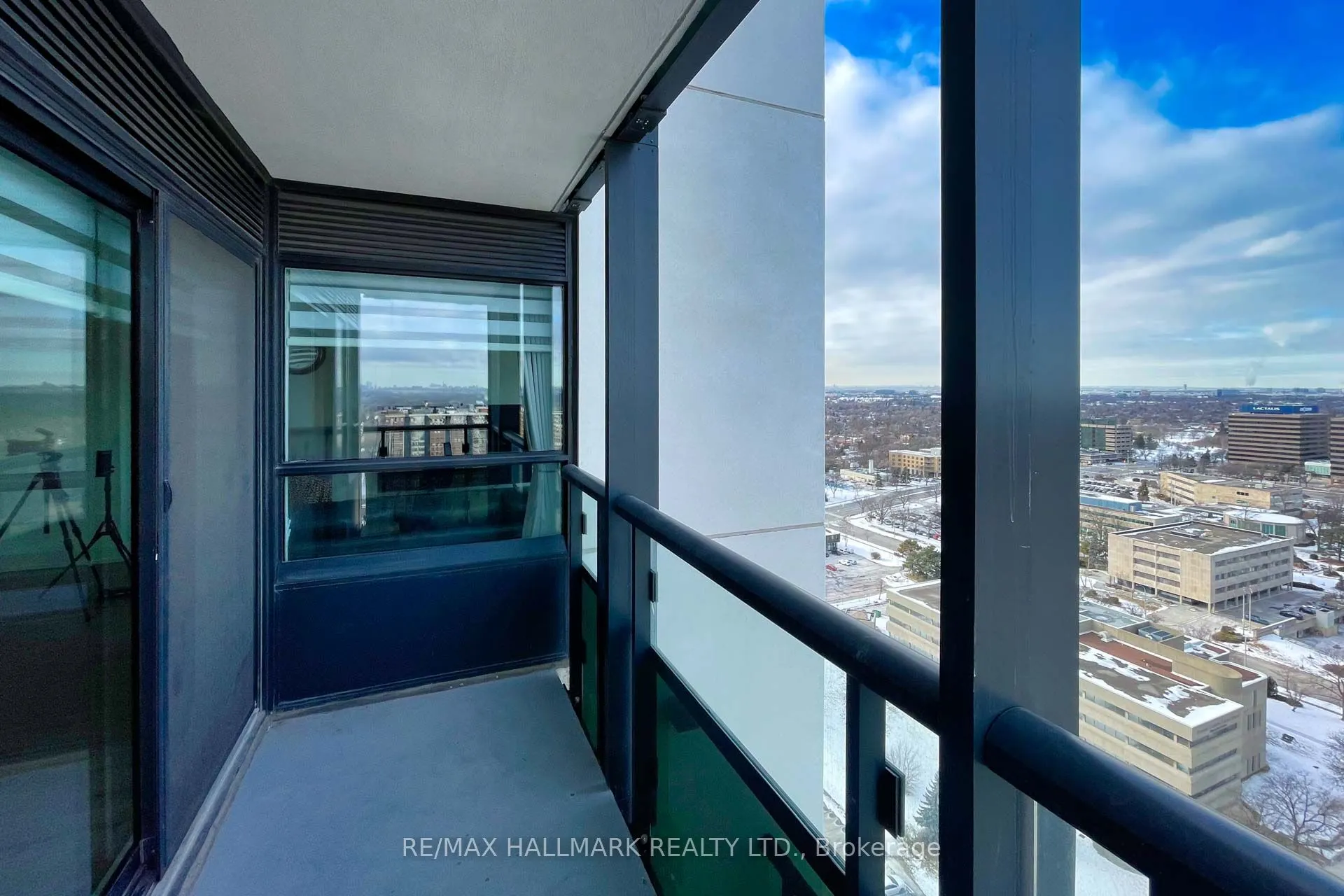 10 Eva Road, #2206
