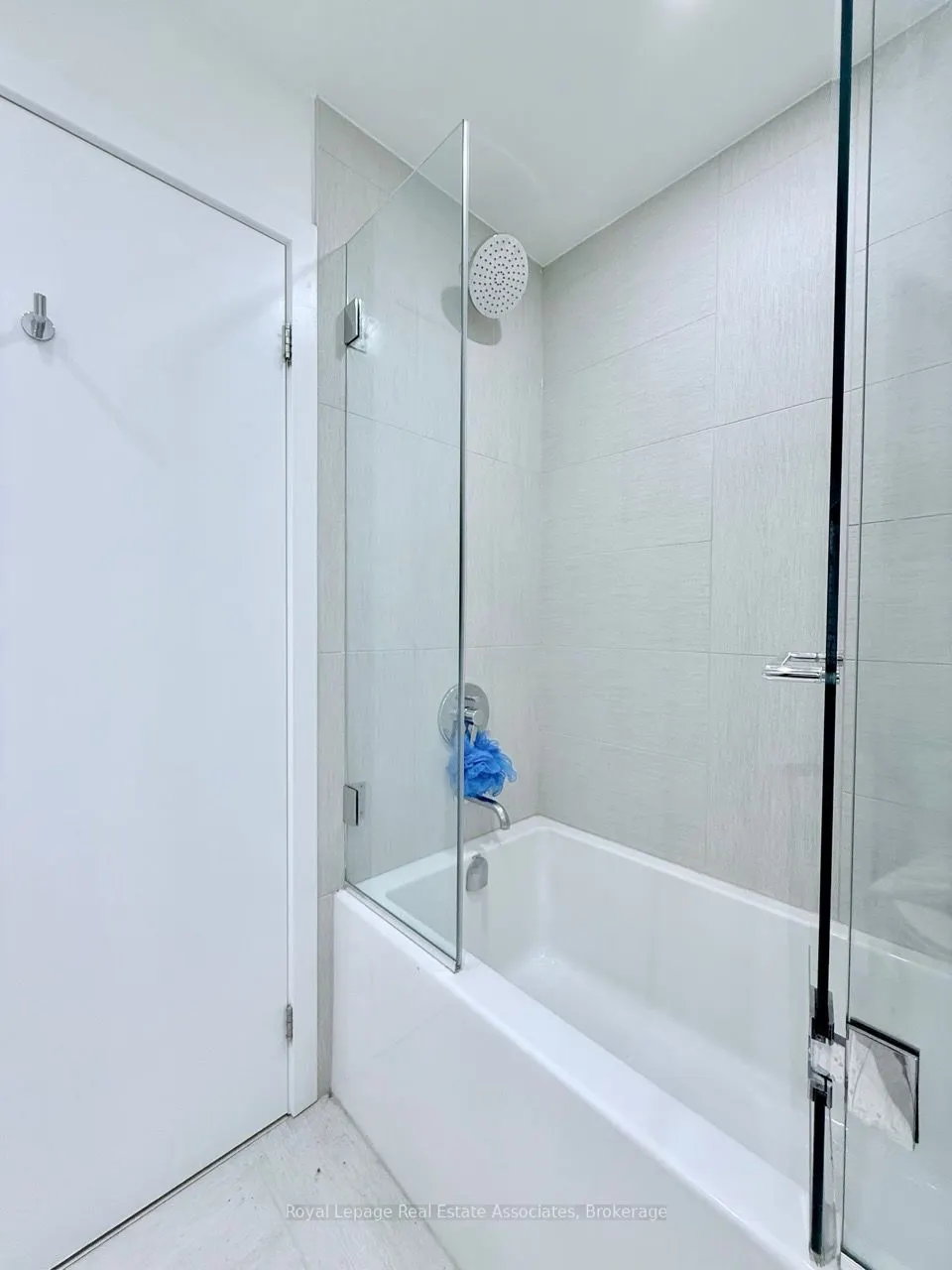 28 Ann Street, #1406