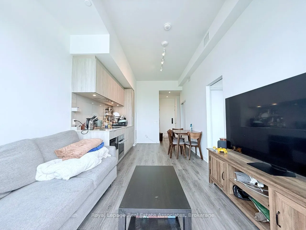 28 Ann Street, #1406