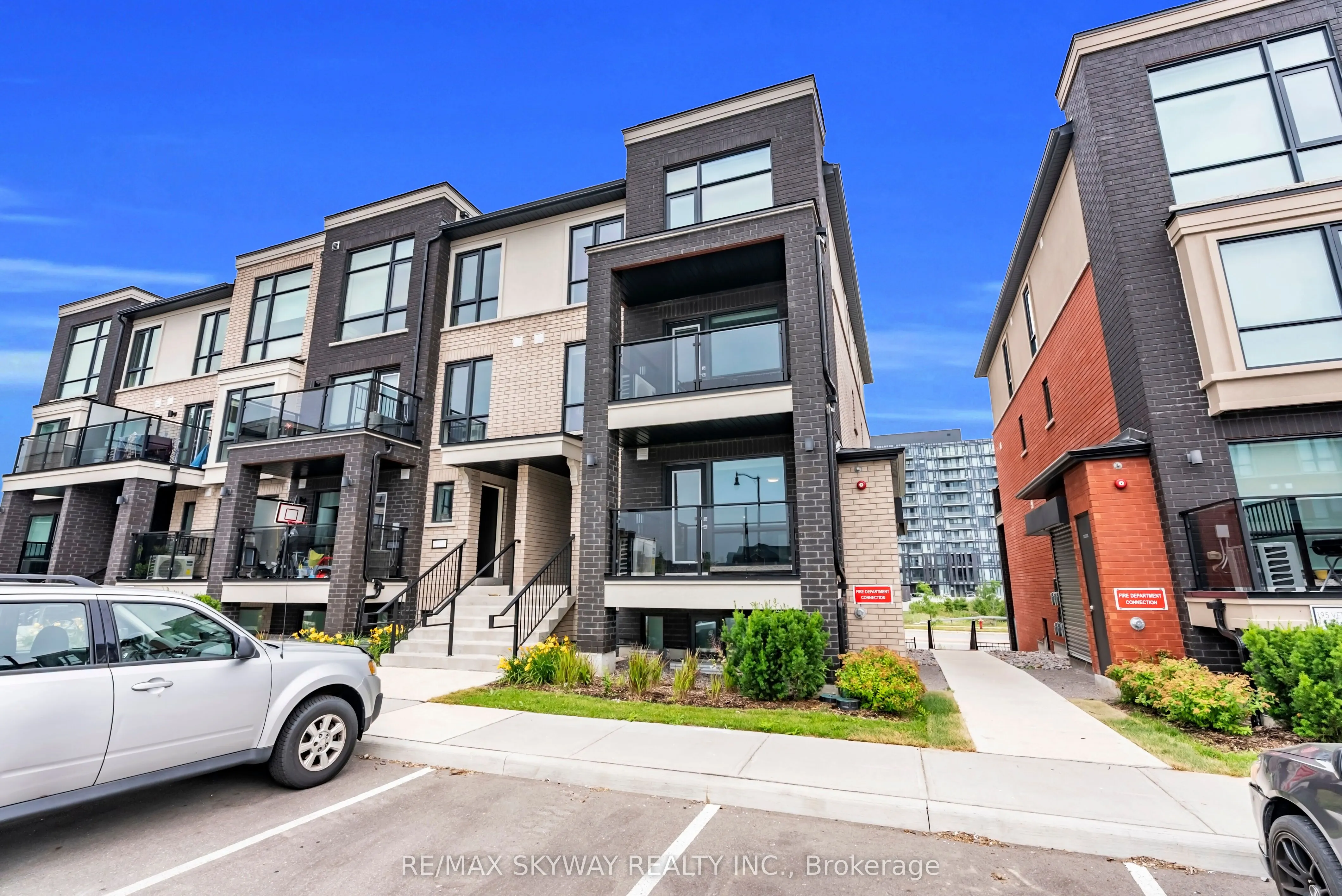 185 Veterans Drive, #16