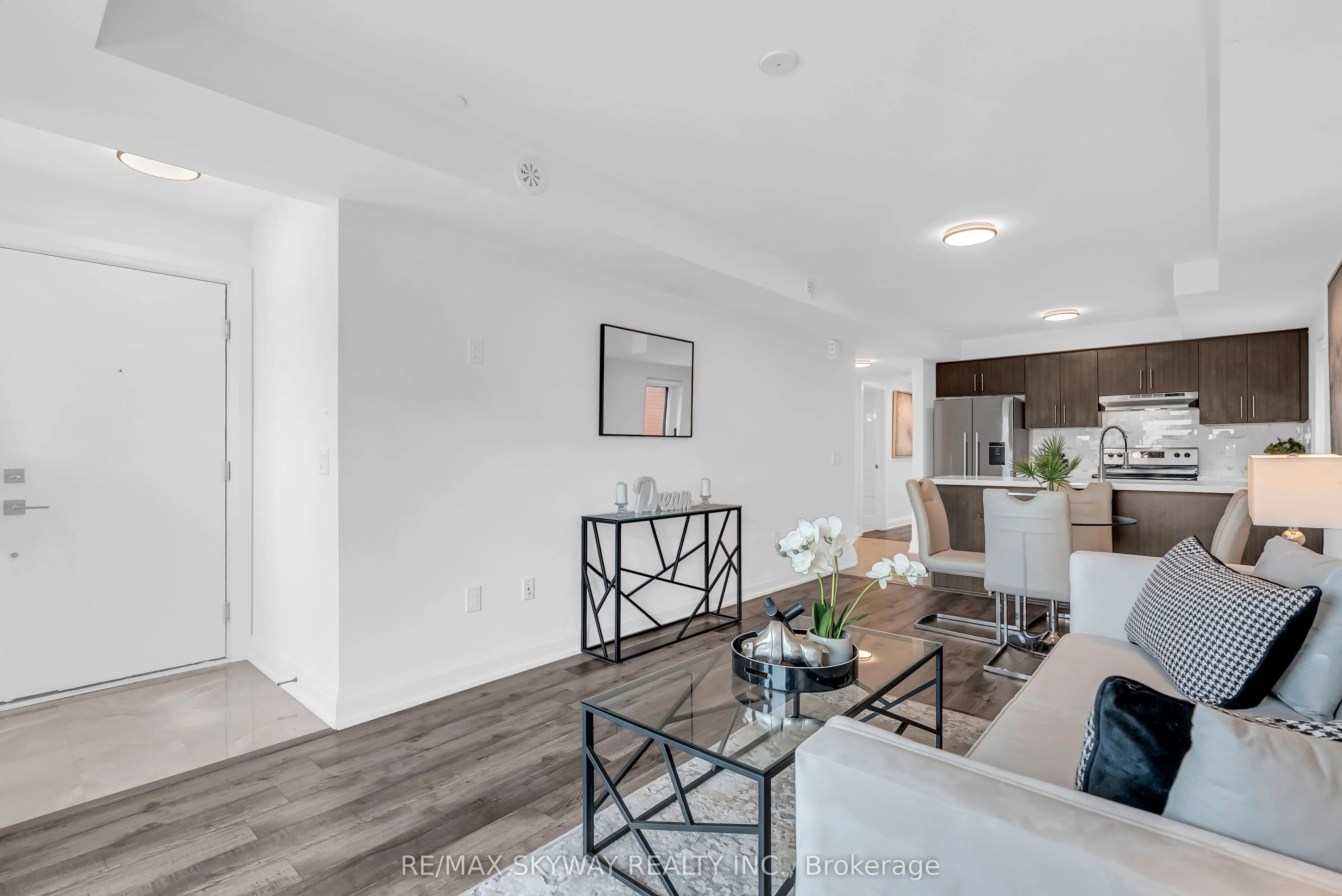 185 Veterans Drive, #16
