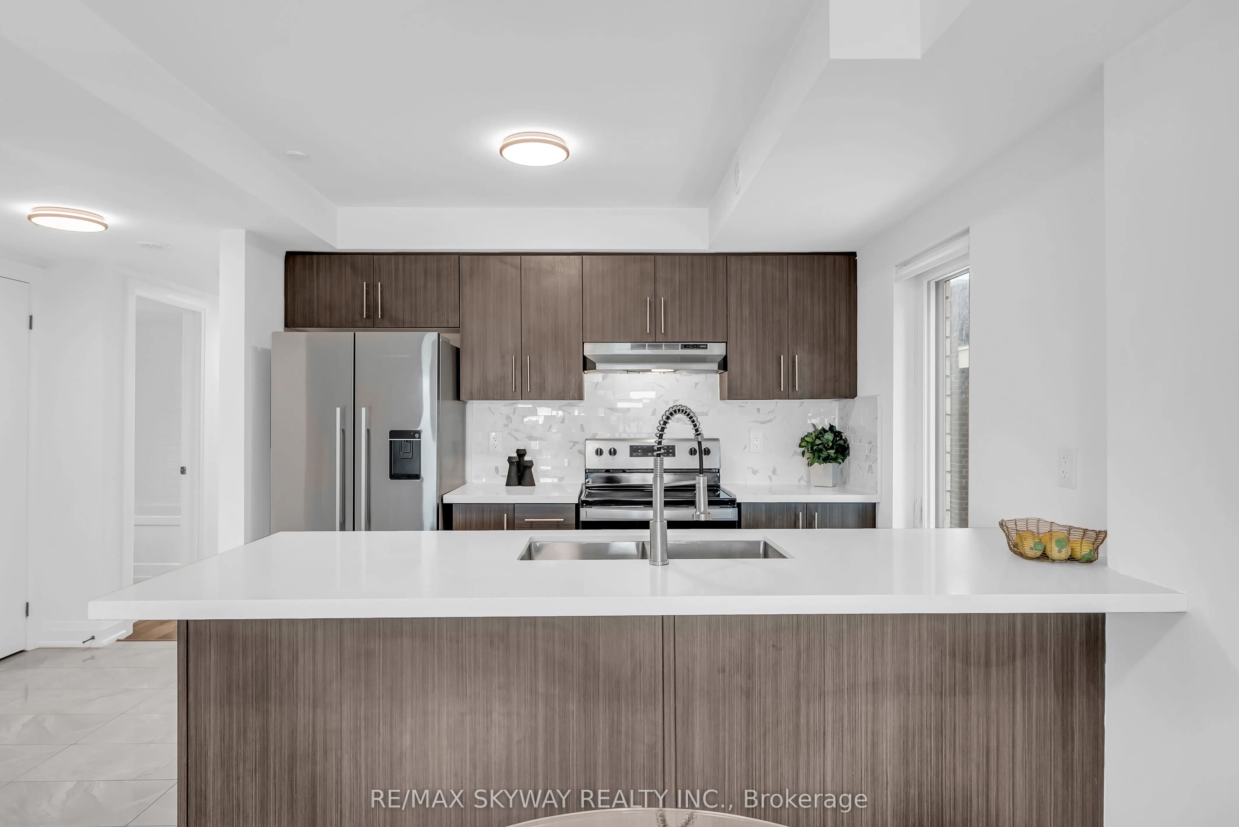 185 Veterans Drive, #16