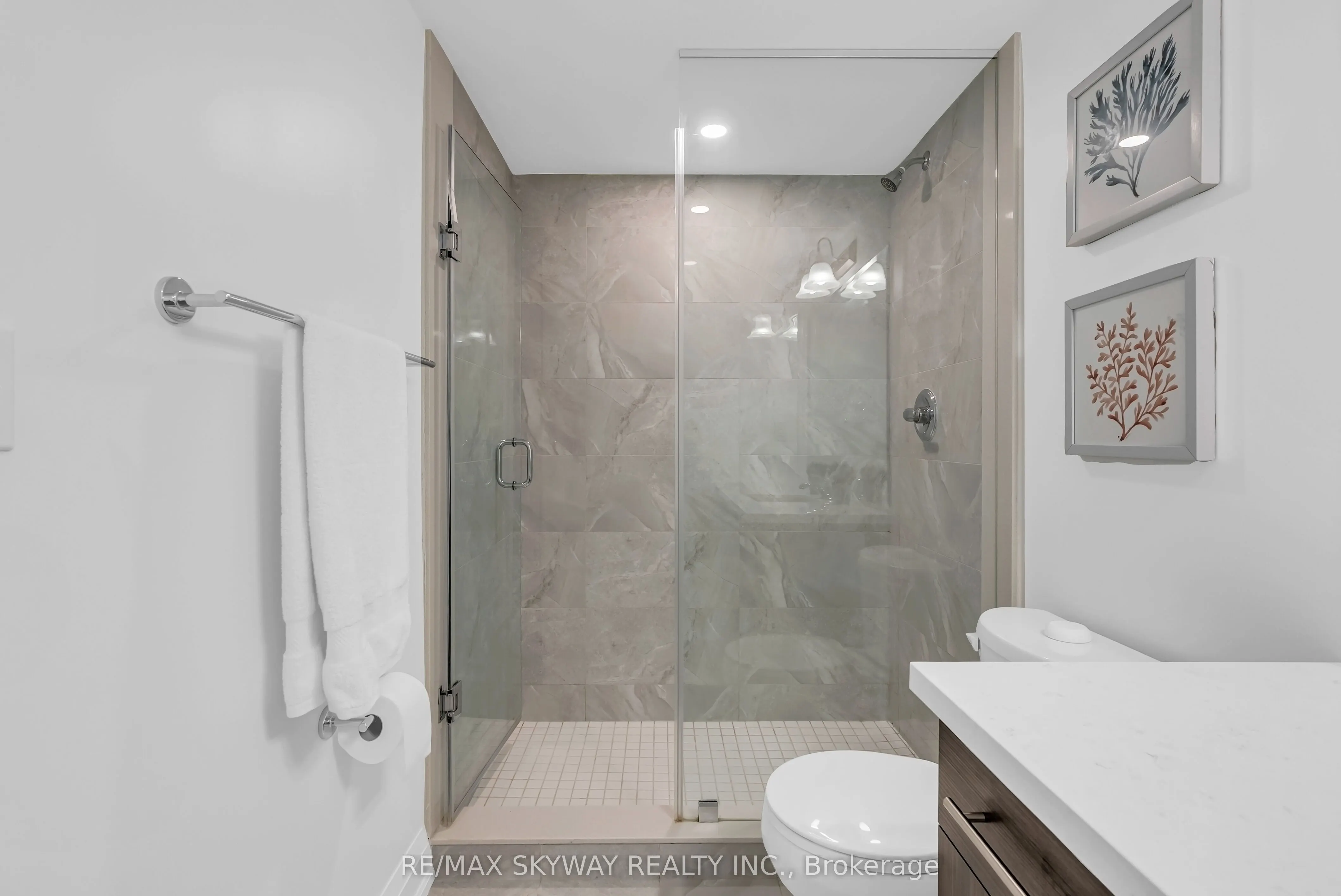 185 Veterans Drive, #16