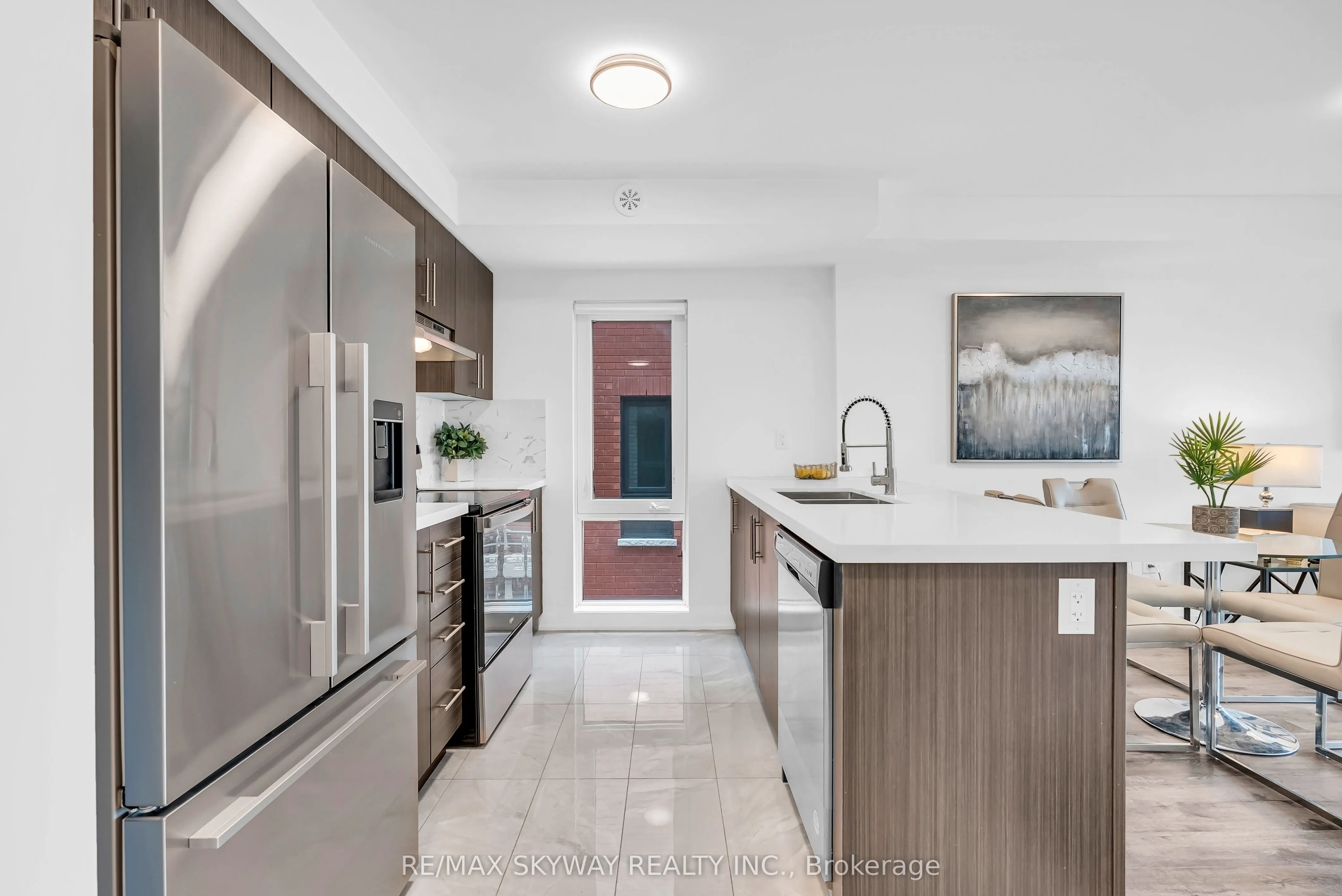 185 Veterans Drive, #16