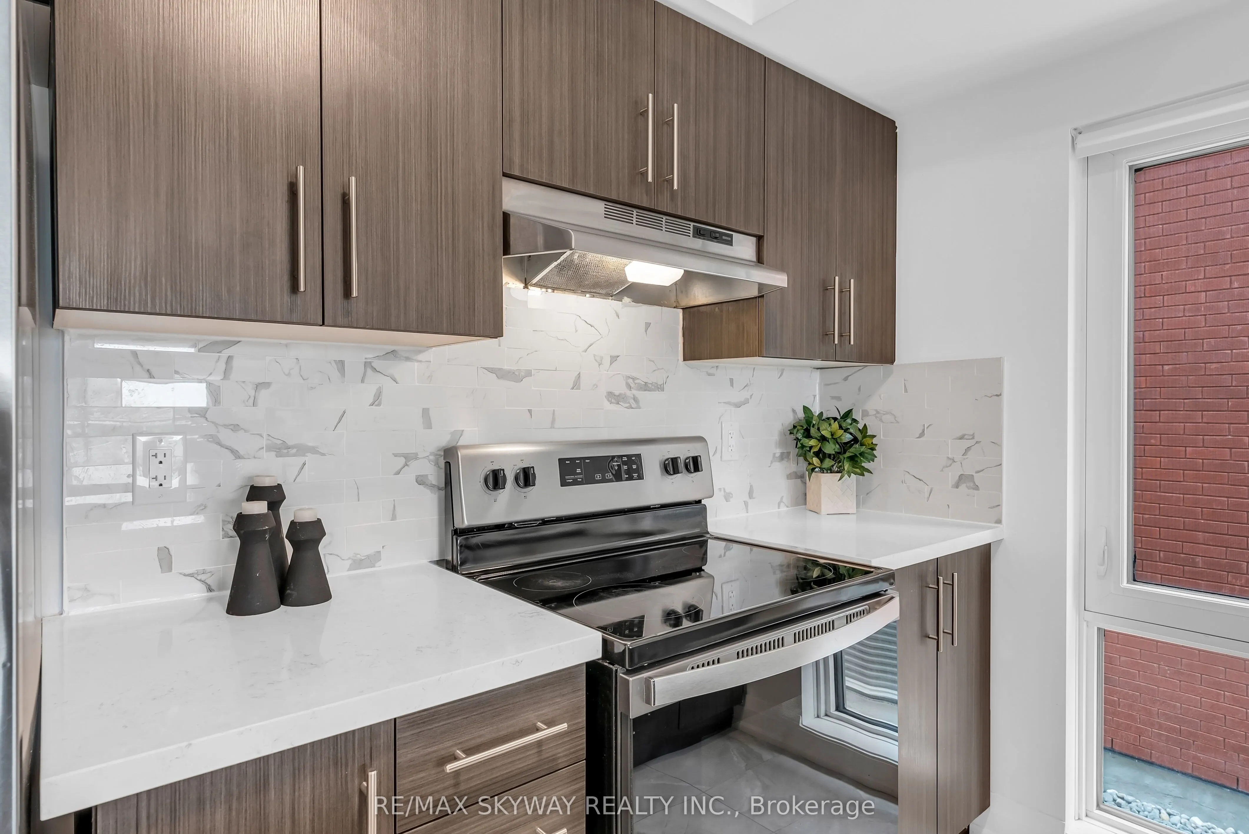 185 Veterans Drive, #16