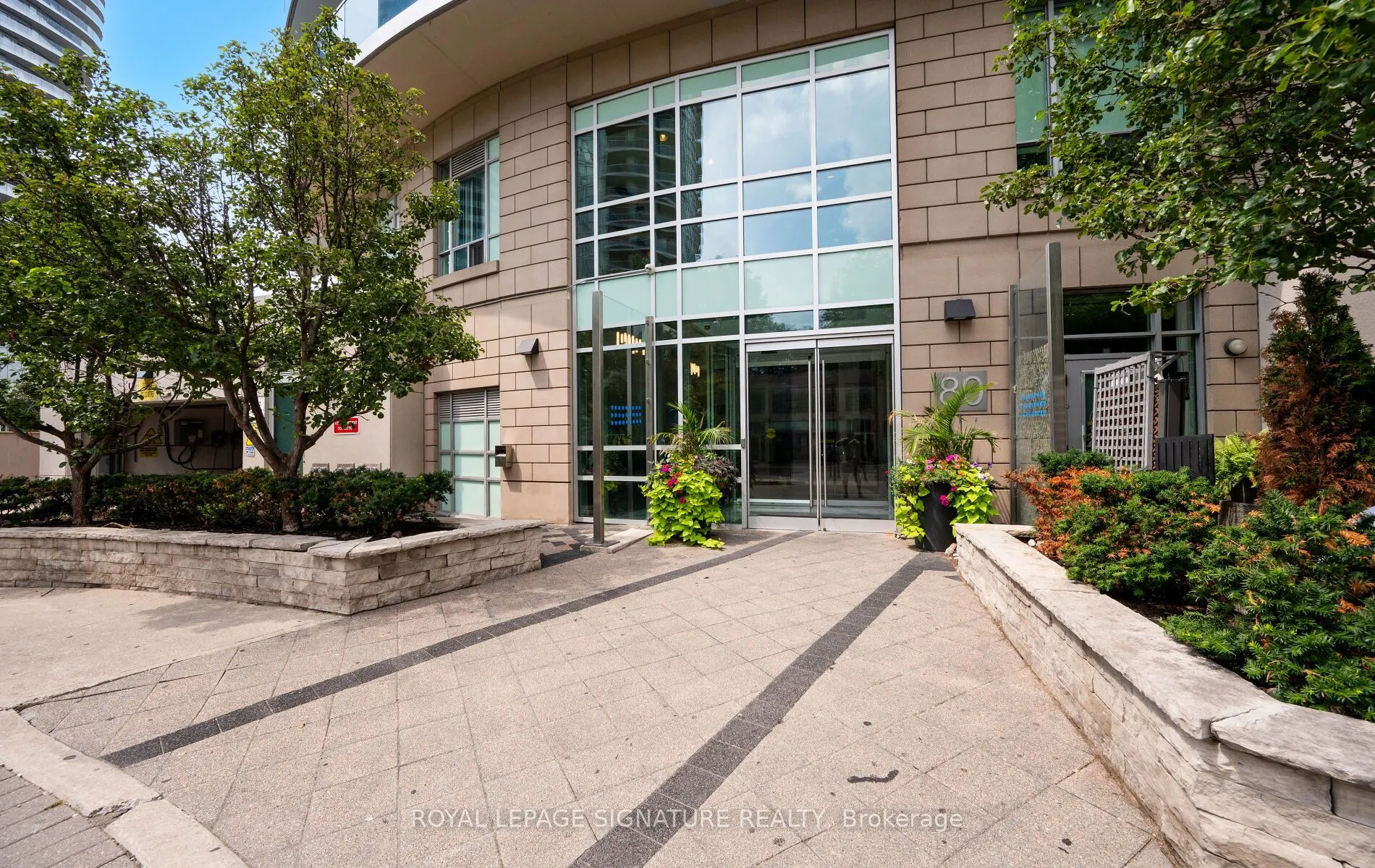 80 Absolute Avenue, #104