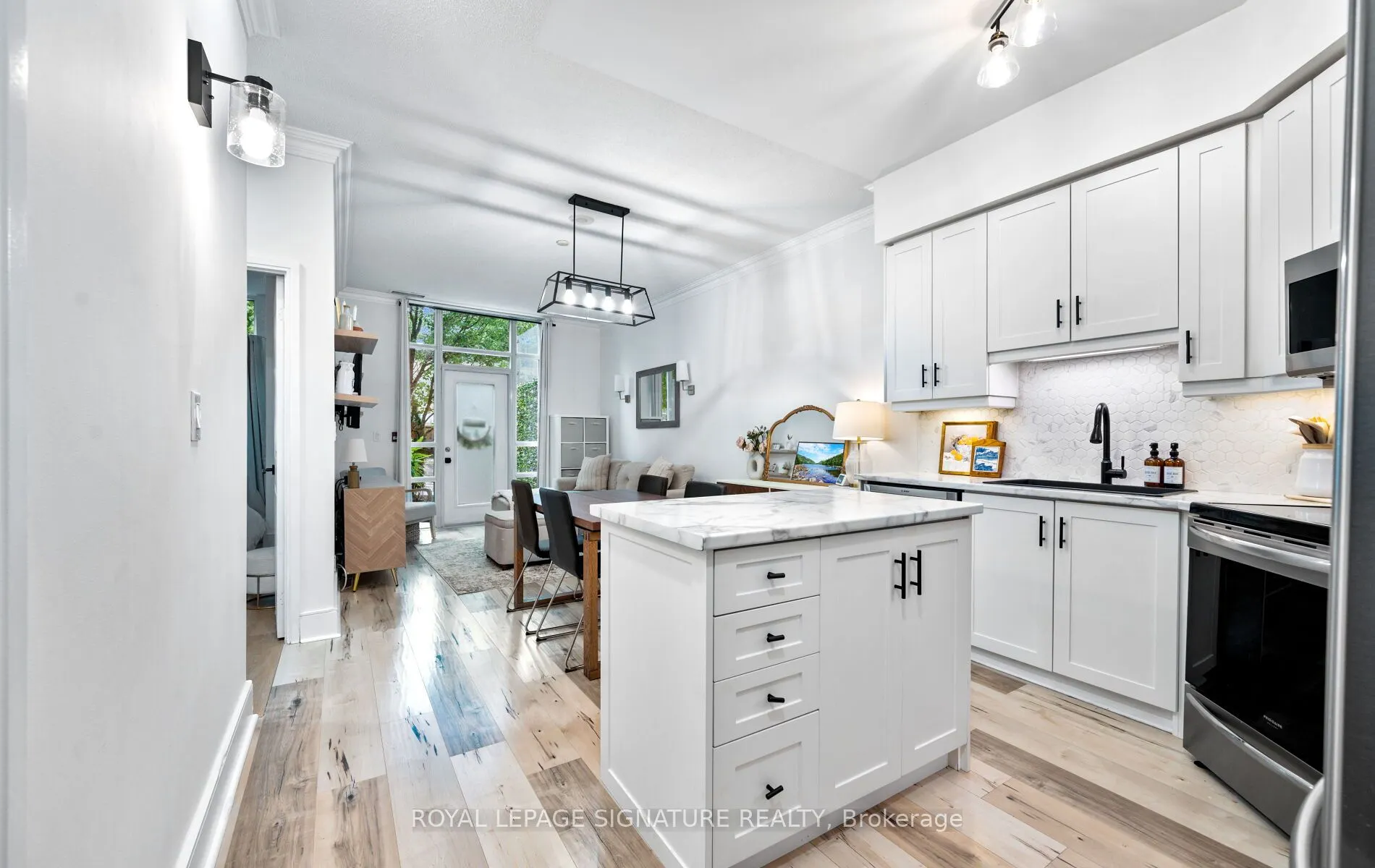 80 Absolute Avenue, #104