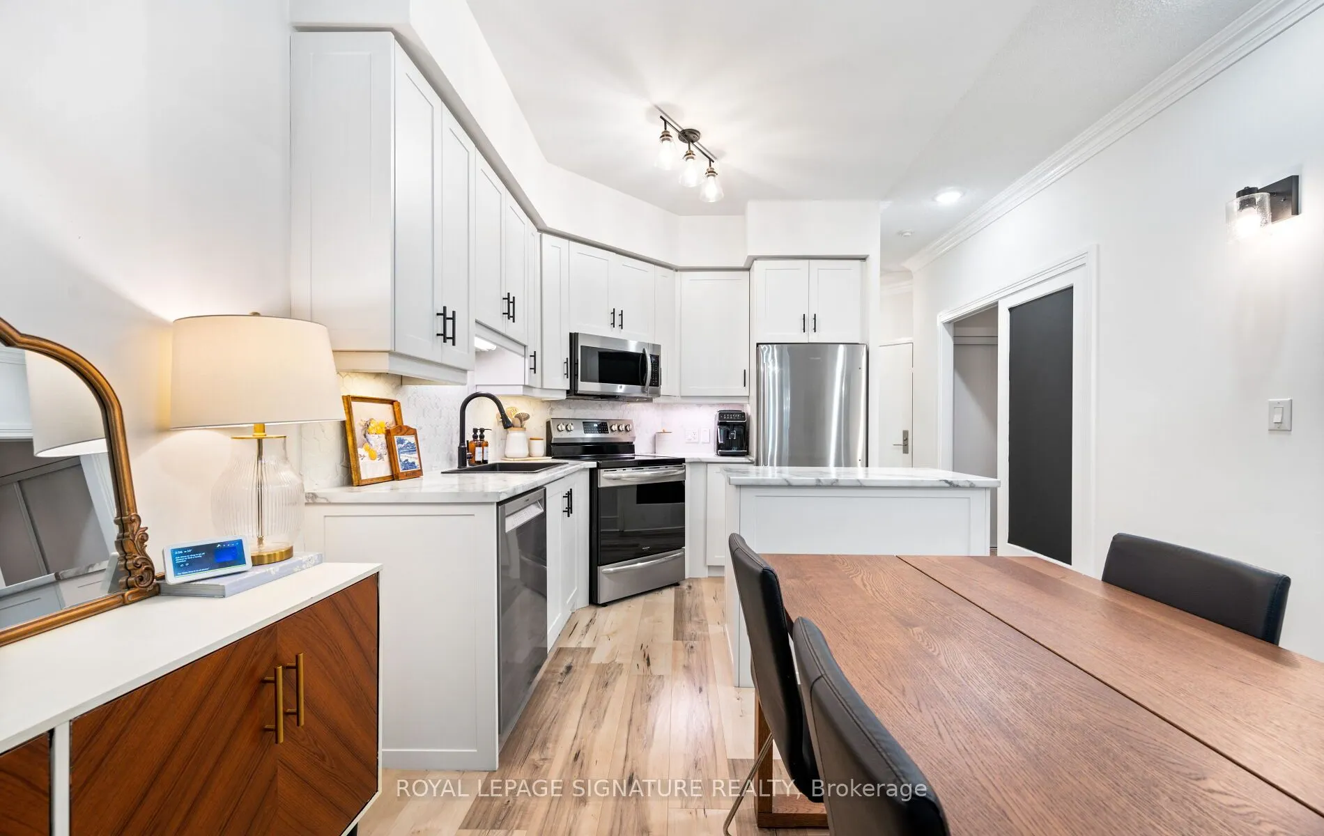 80 Absolute Avenue, #104
