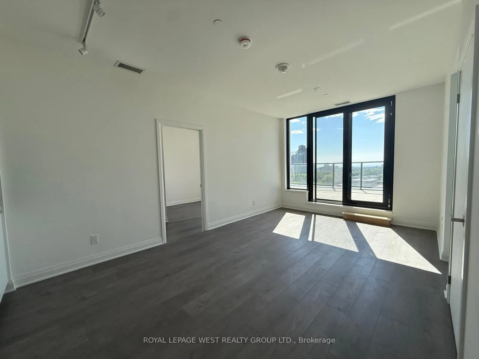 4015 The Exchange, #703
