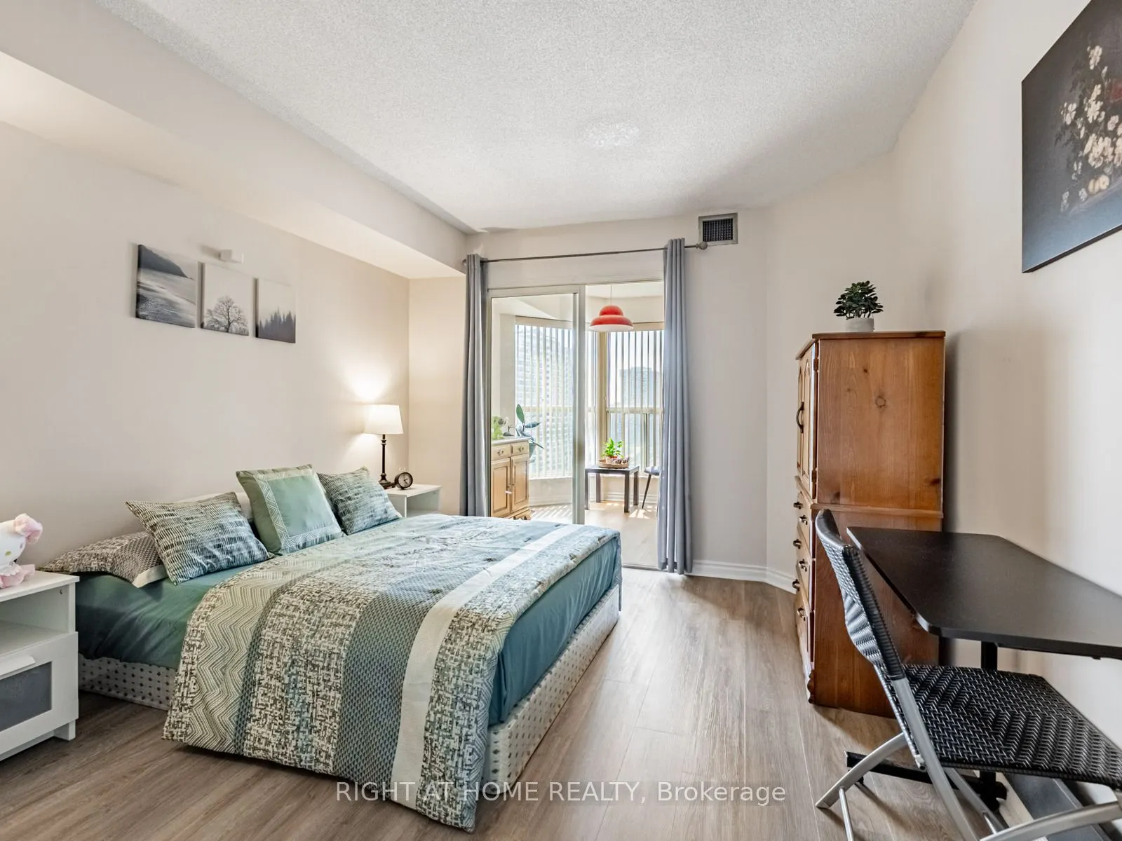 335 Webb Drive, #1412