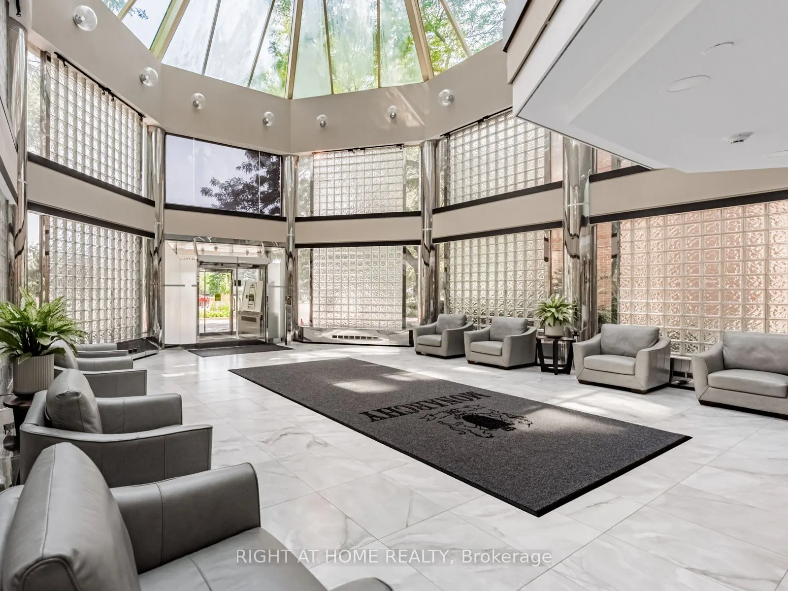 335 Webb Drive, #1412